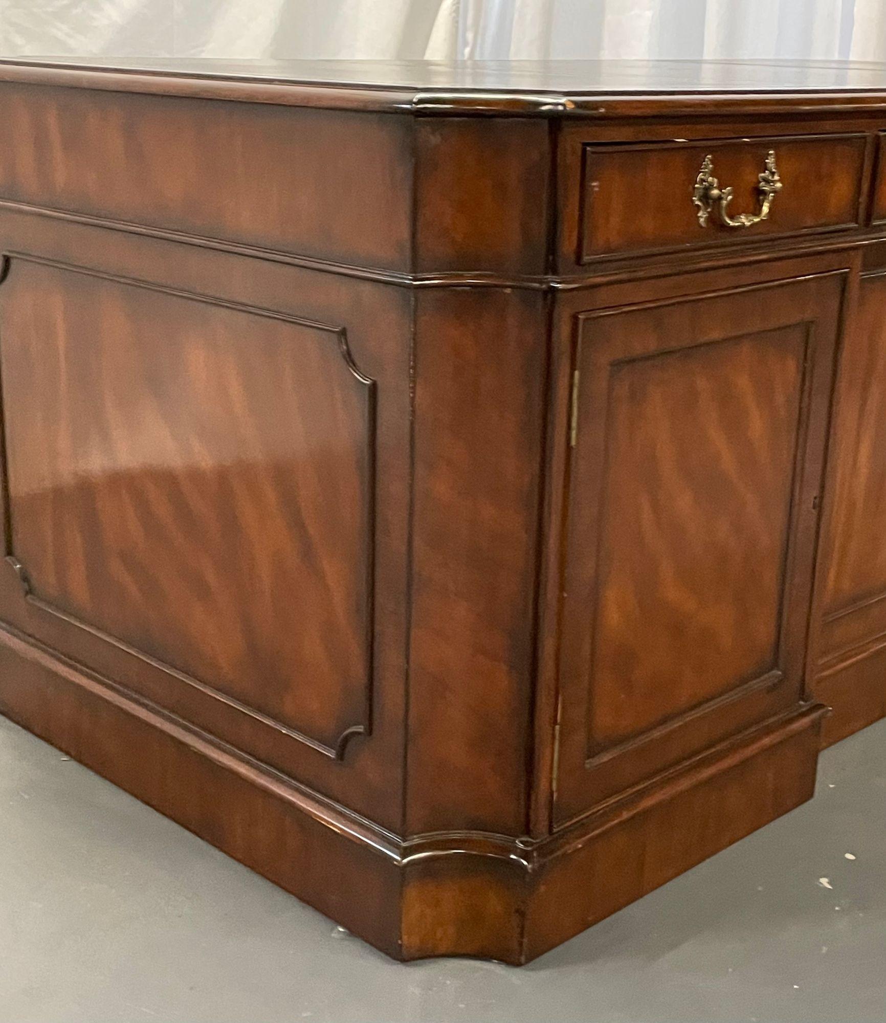 Fine Georgian Style Partners Desk, Executive Desk, Tooled Leather Top, Baker 2