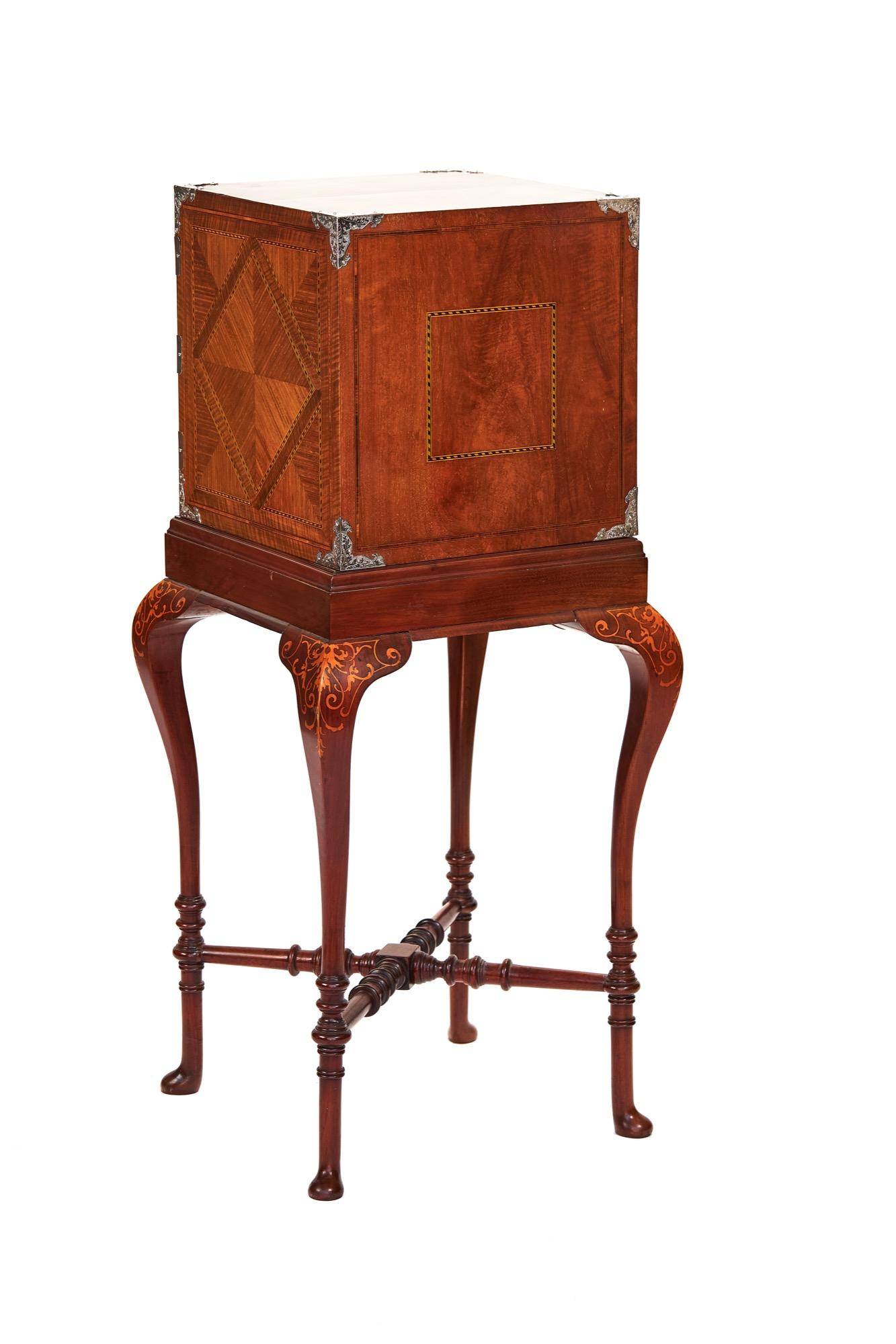 English Fine Gillows, Walnut & Kingwood inlaid fitted drawer cabinet on stand For Sale