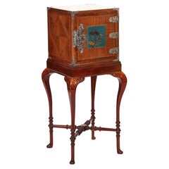 Fine Gillows, Walnut & Kingwood inlaid fitted drawer cabinet on stand