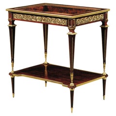 Vitrine-Tisch aus vergoldeter Bronze und Mahagoni, Att. François Linke
