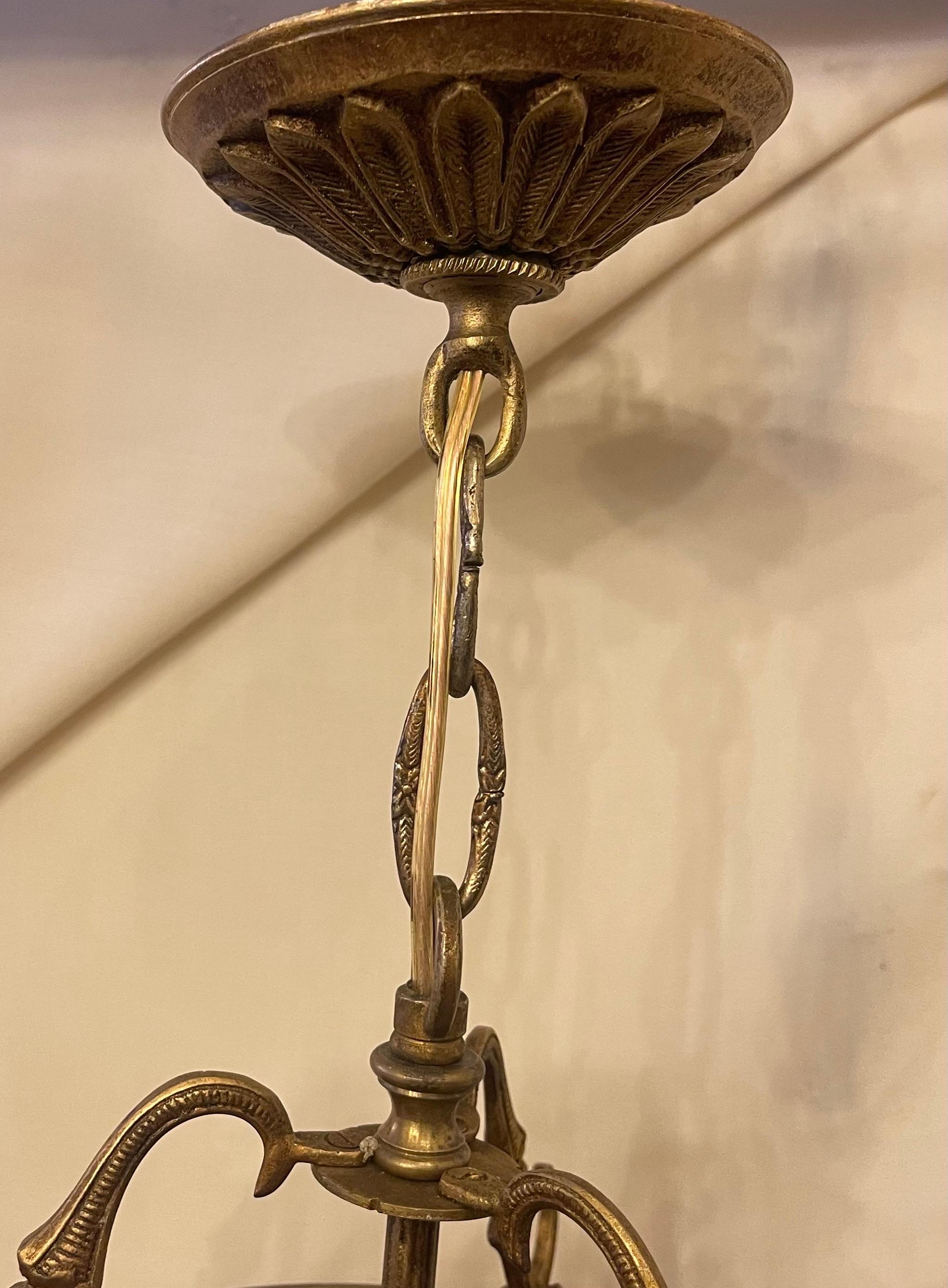 Fine Gilt Bronze Petite Readed X-Pattern Louis XVI Curved Glass Lantern Fixture For Sale 1