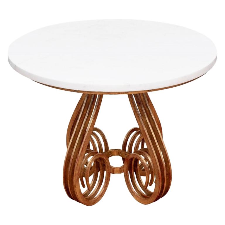 Table centrale en fer doré fin avec plateau en marbre