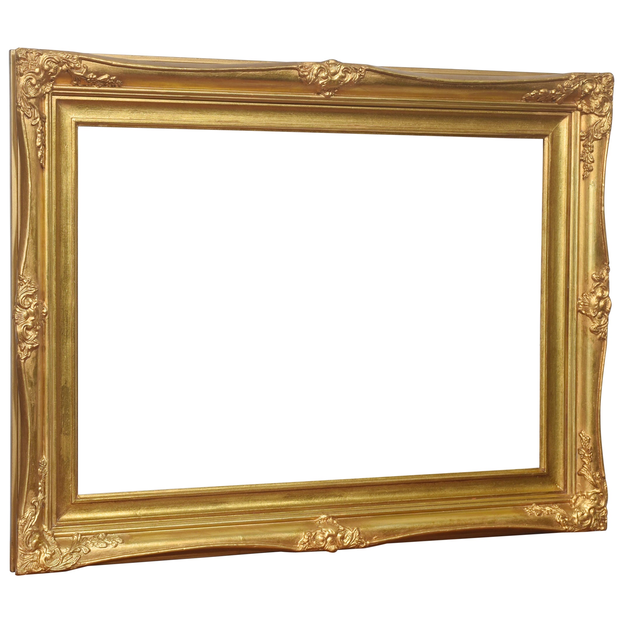 Cadre en bois doré de style rococo en vente
