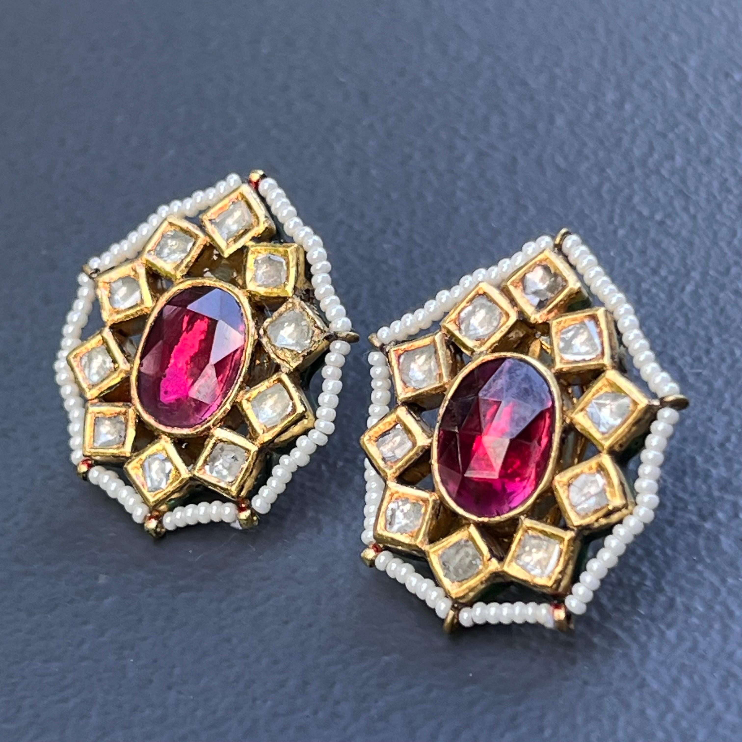 Fine Gold Antique Mughal Piece Tourmaline Diamond Earrings For Sale 6