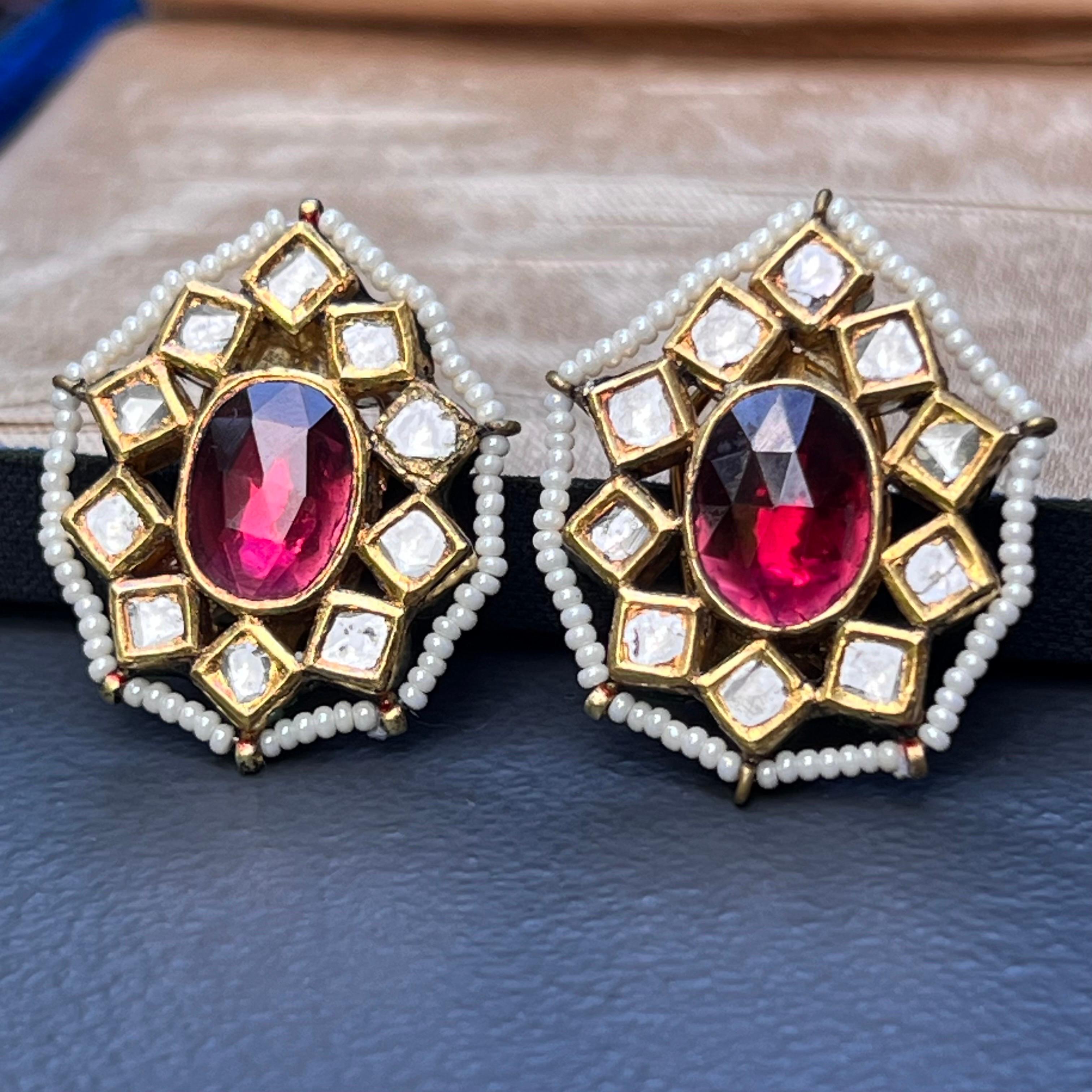 Fine Gold Antique Mughal Piece Tourmaline Diamond Earrings For Sale 2
