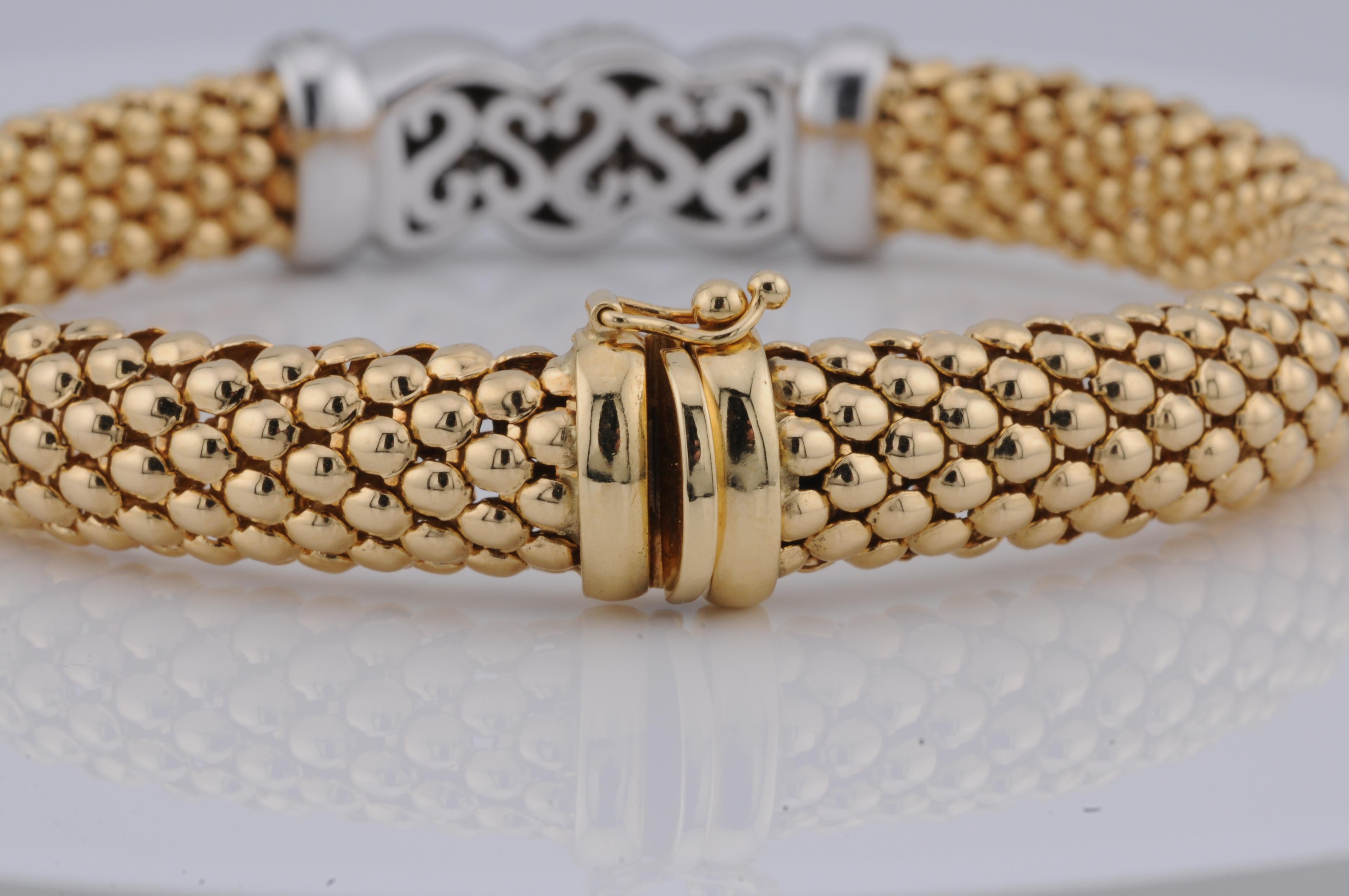 Fine Gold Bracelet in 18k with Natural Diamonds – 36g For Sale 5
