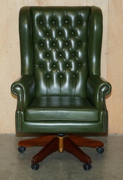 FiNE GREEN LEATHER CHESTERFIELD PRESIDENTS CAPTAINS WINGBACK OFFICE SWIVEL CHAIR