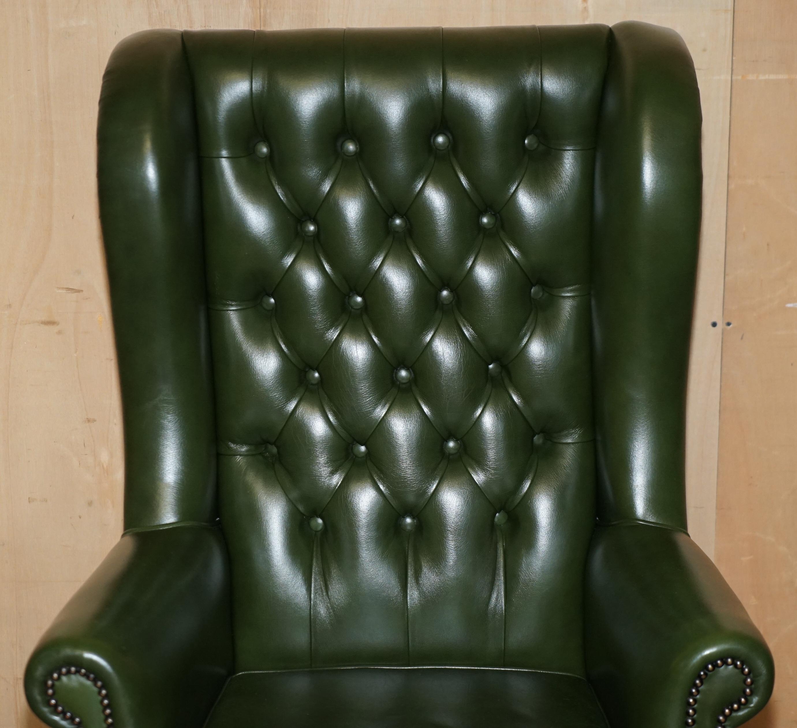 Chesterfield FiNE GREEN LEATHER CHESTERFIELD PRESIDENTS CAPTAINS WINGBACK OFFICE SWIVEL CHAIR For Sale