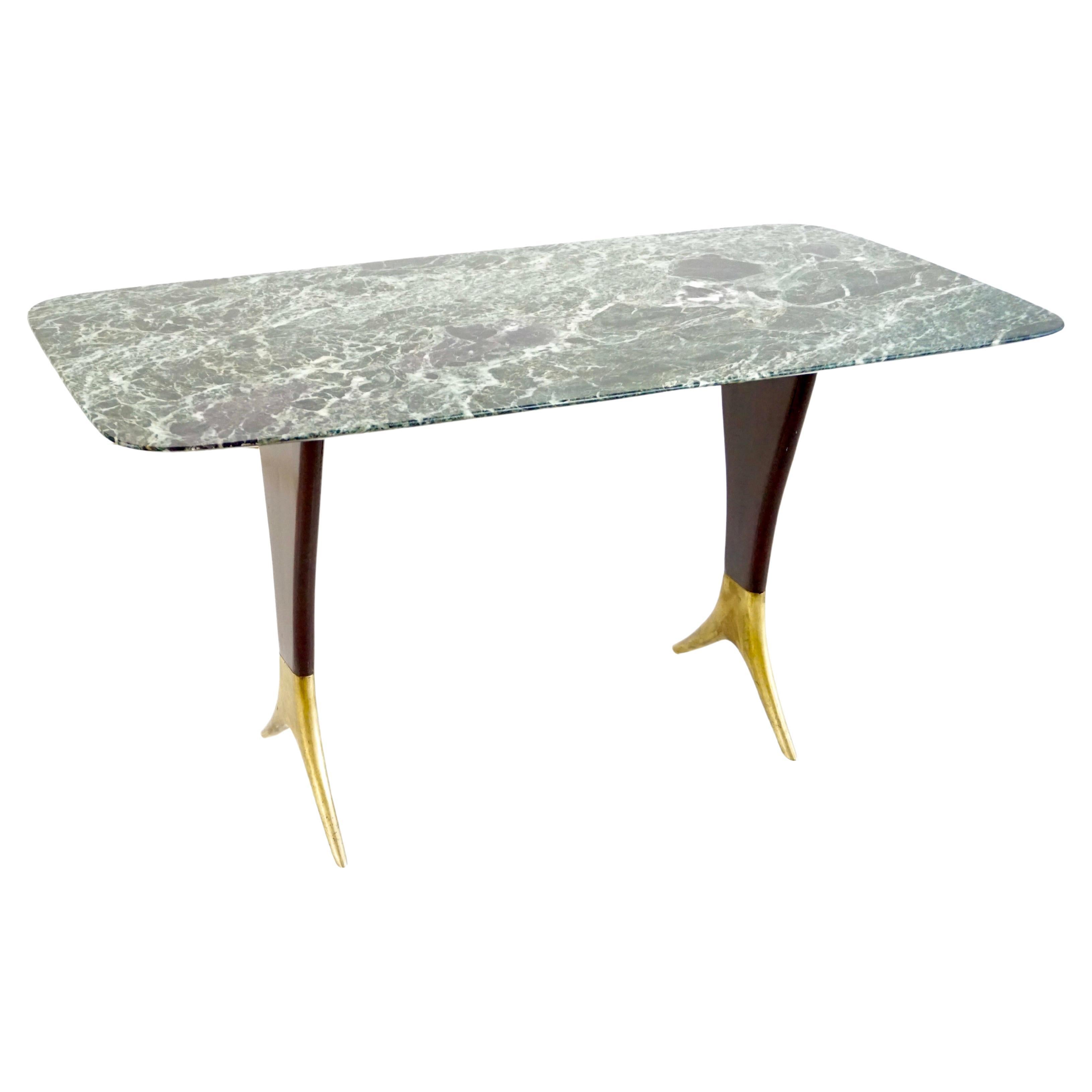 Table basse Guglielmo Ulrich, plateau en marbre verde alpi, pieds en laiton  1940