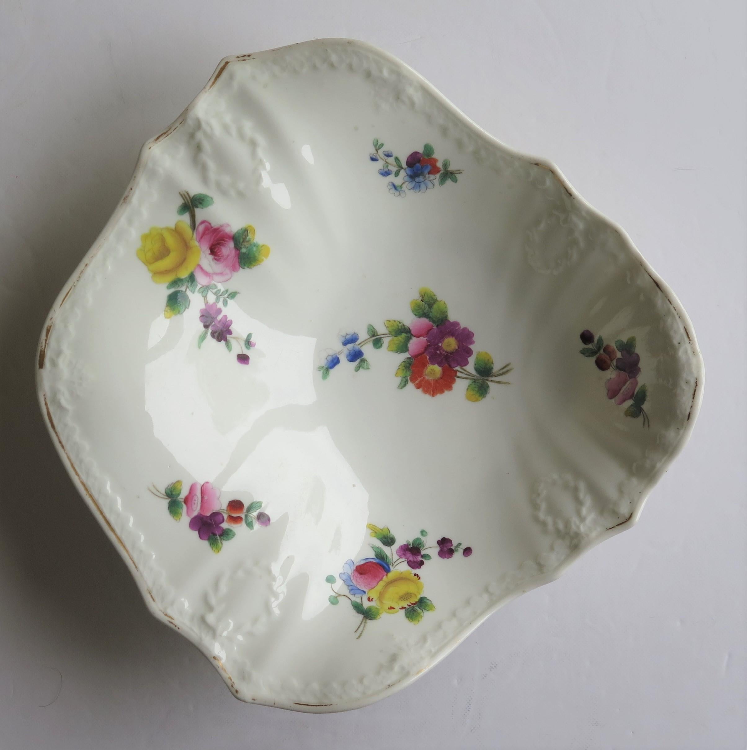 This is a fine porcelain Shell Dish, beautifully hand painted in pattern 3884 and made by H & R Daniel of London Road, Stoke, Staffordshire Potteries, England.

Pieces by H & R Daniel are beautifully decorated and sought after, being very