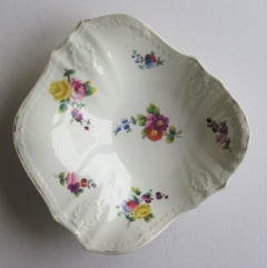 H & R Daniel Porcelain Shell Dish in Pattern 3884 fine quality, circa 1830