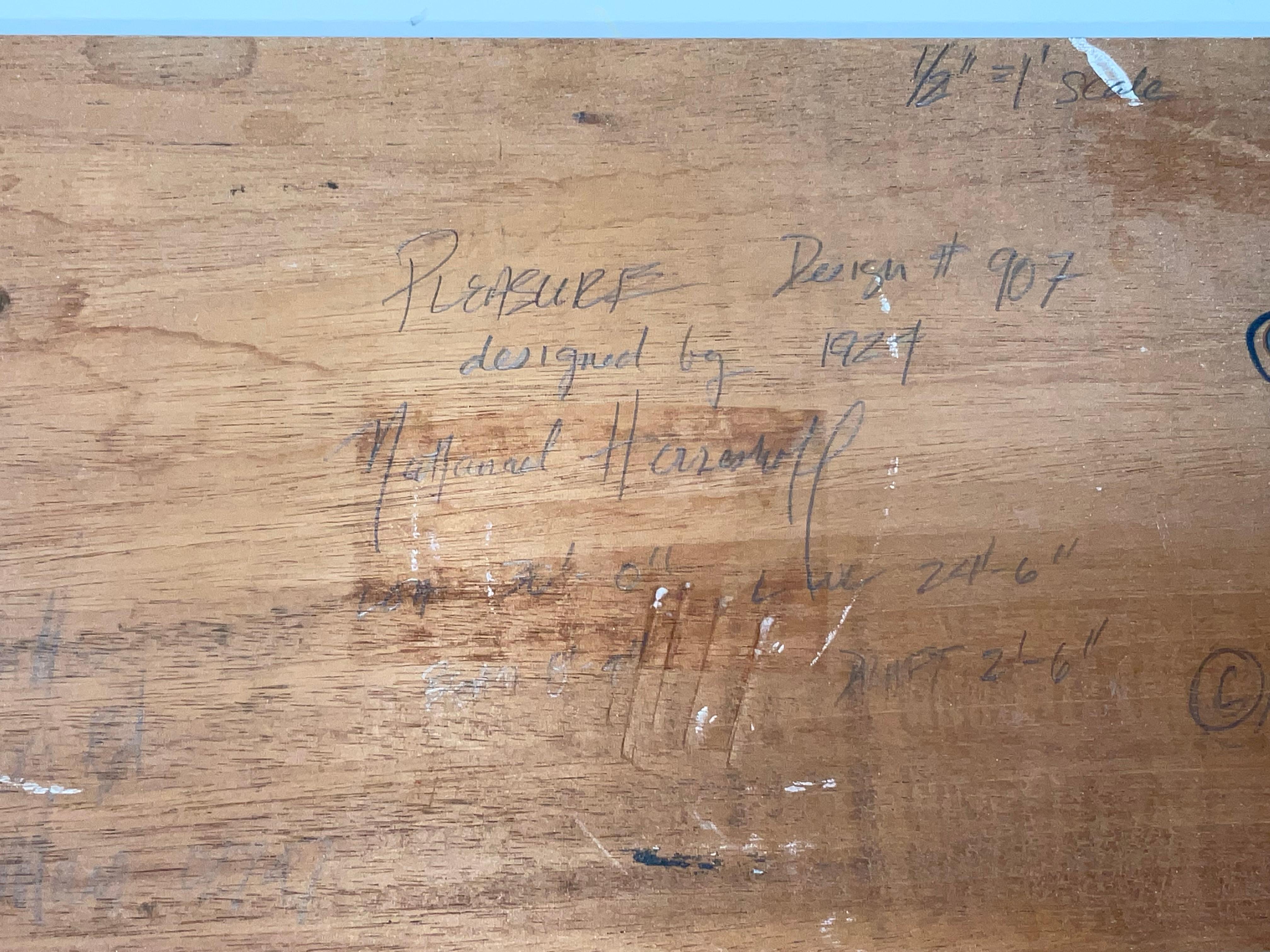 Fine Half Model of a Sailing Yacht Designed by Herreshoff in vendita 3