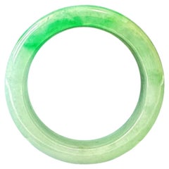 Fine Hand-Carved Type A Natural Green Jadeite Jade Band Ring