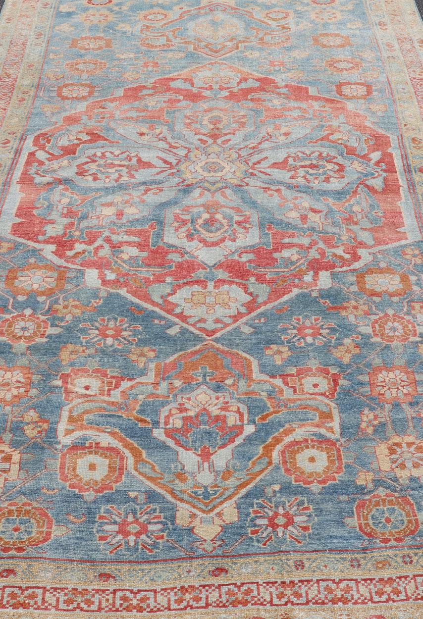 Fine Hand-Knotted Antique Veramin Rug in Wool with Floral Medallion Design For Sale 1