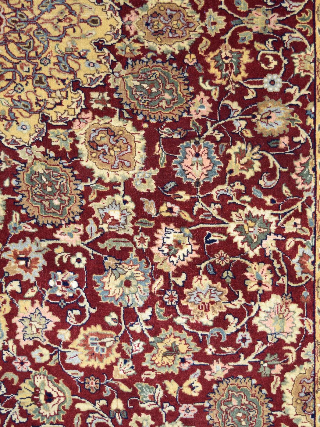Fine Hand Knotted Tabriz Carpet in Gold Maroon and Cream Wool, 5' x 7' In New Condition For Sale In New York, NY