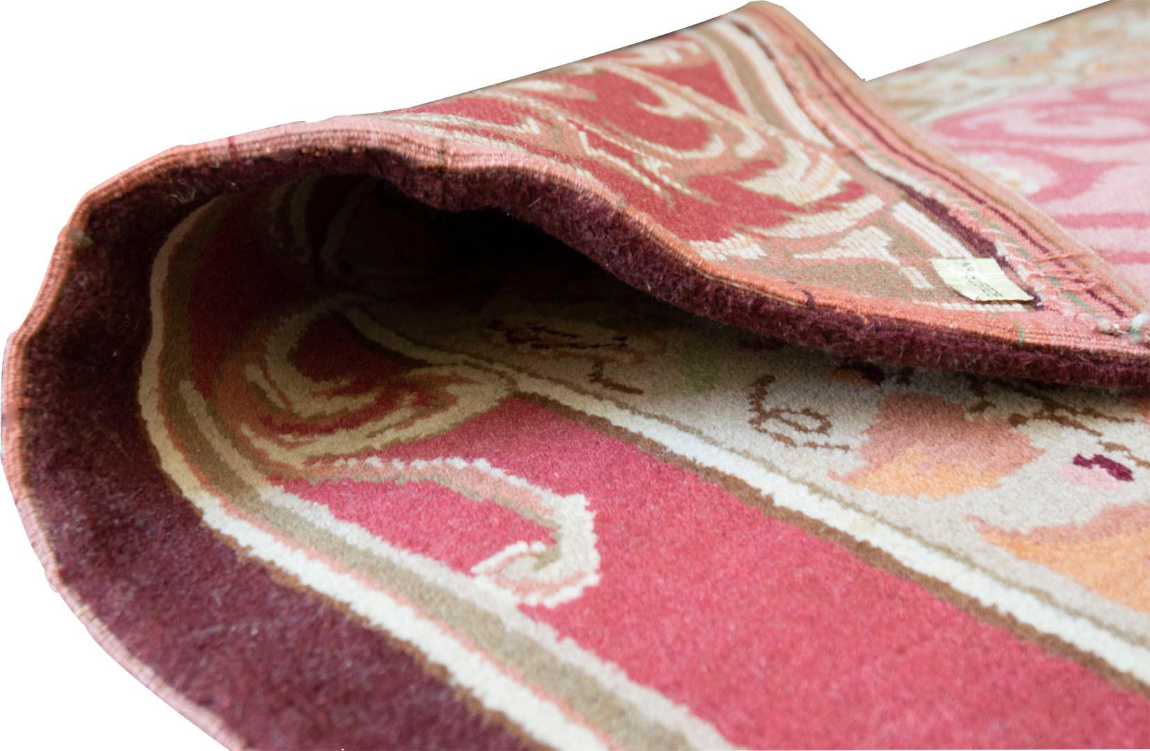 Handgewebter Teppich im Savonnerie-Stil (Aubusson) im Angebot
