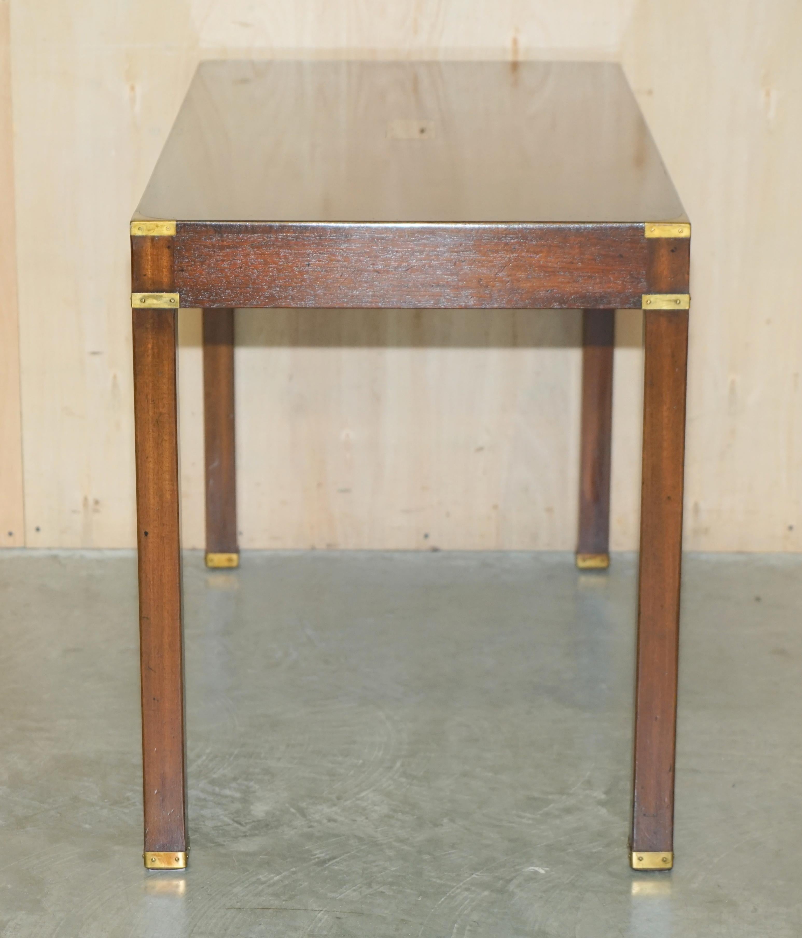 FINE HARDWOOD KENNEDY HARRODS LONDON MILITARY CAMPAiGN DESK OR WRITING TABLE For Sale 9