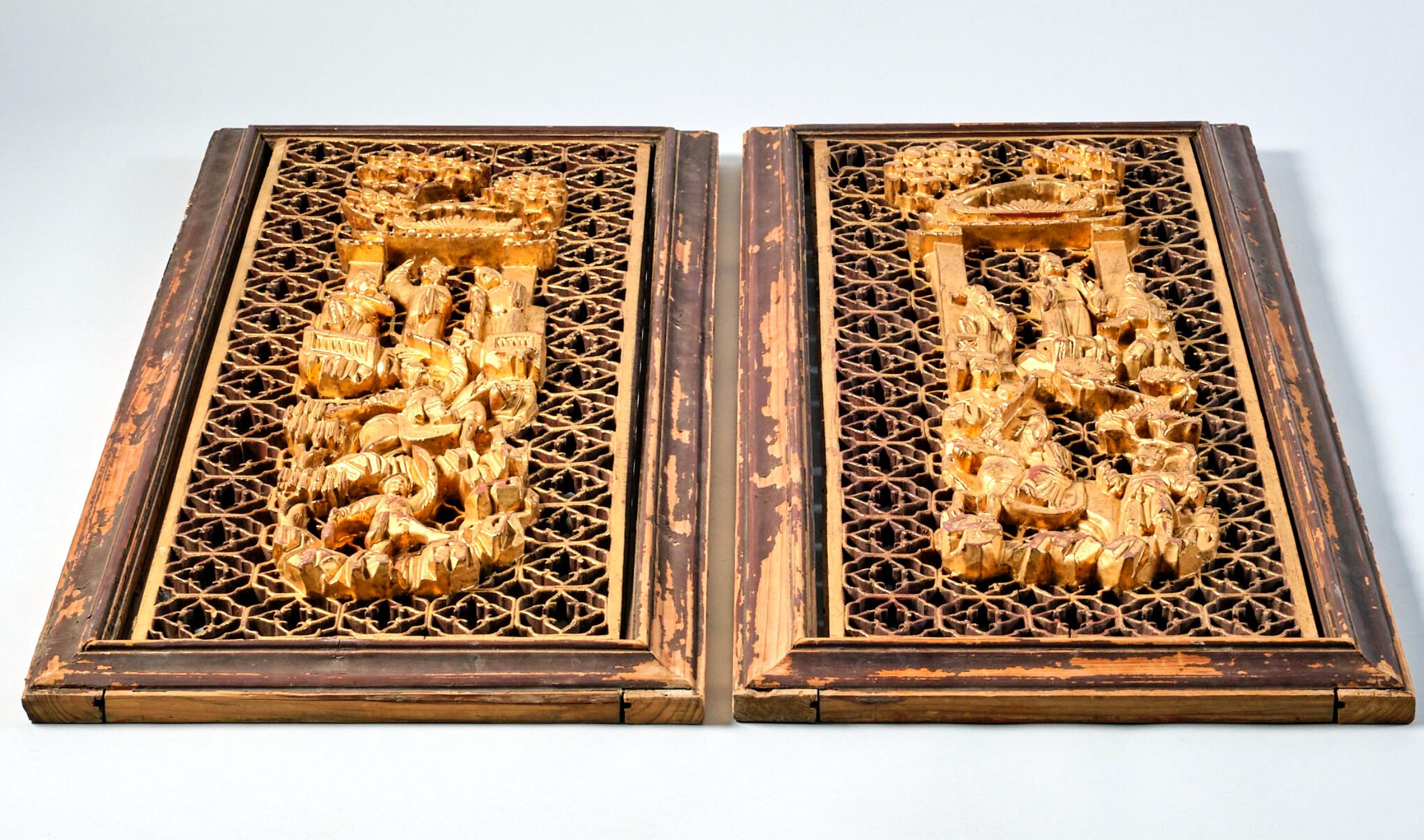 Hand-Carved Exceptional & Highly Decorative Pair of Chinese Export Carved Giltwood Panels   For Sale