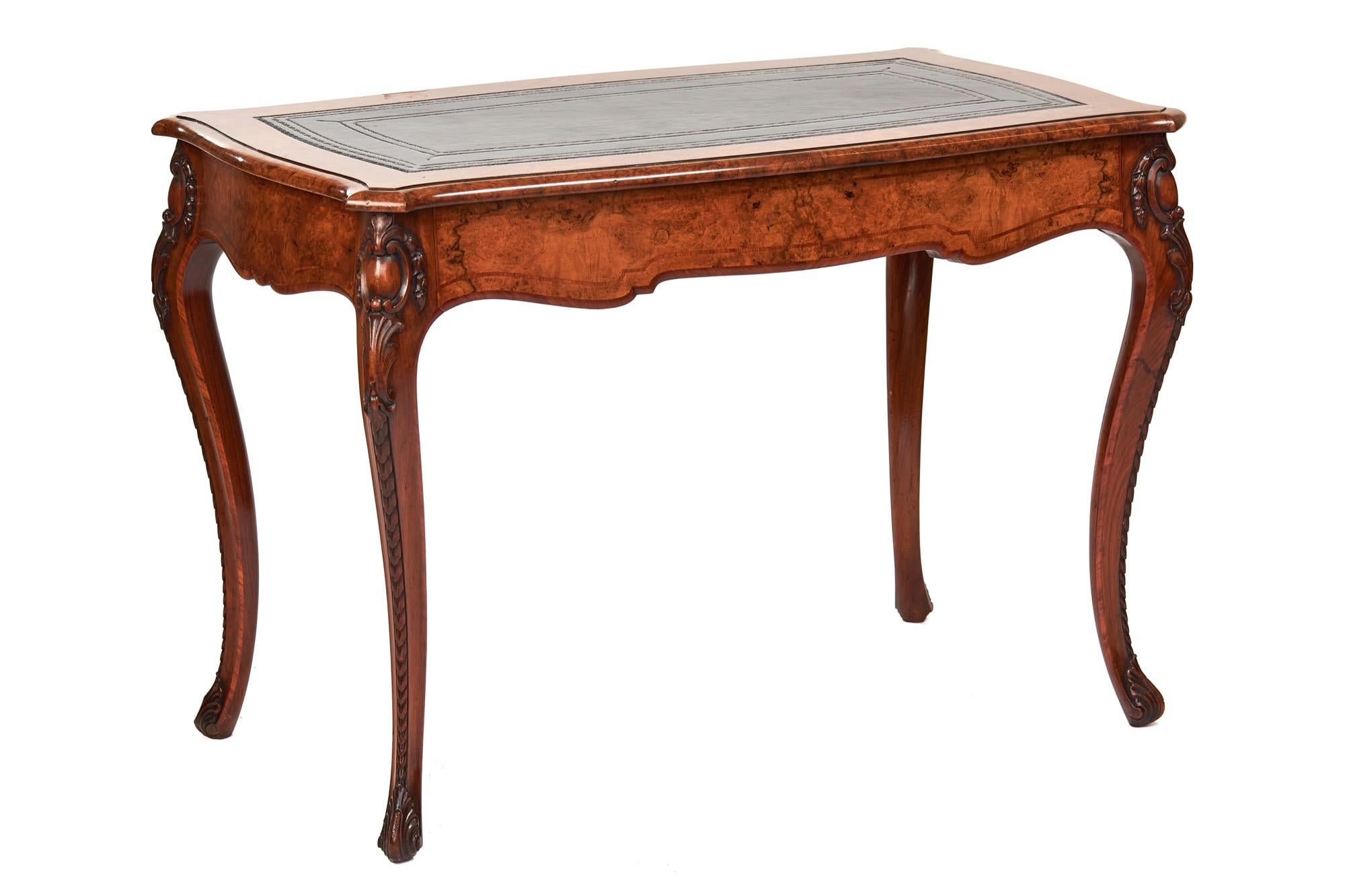 English Fine Holland & Sons Walnut inlaid & carved Bureau Plat / Writing table For Sale