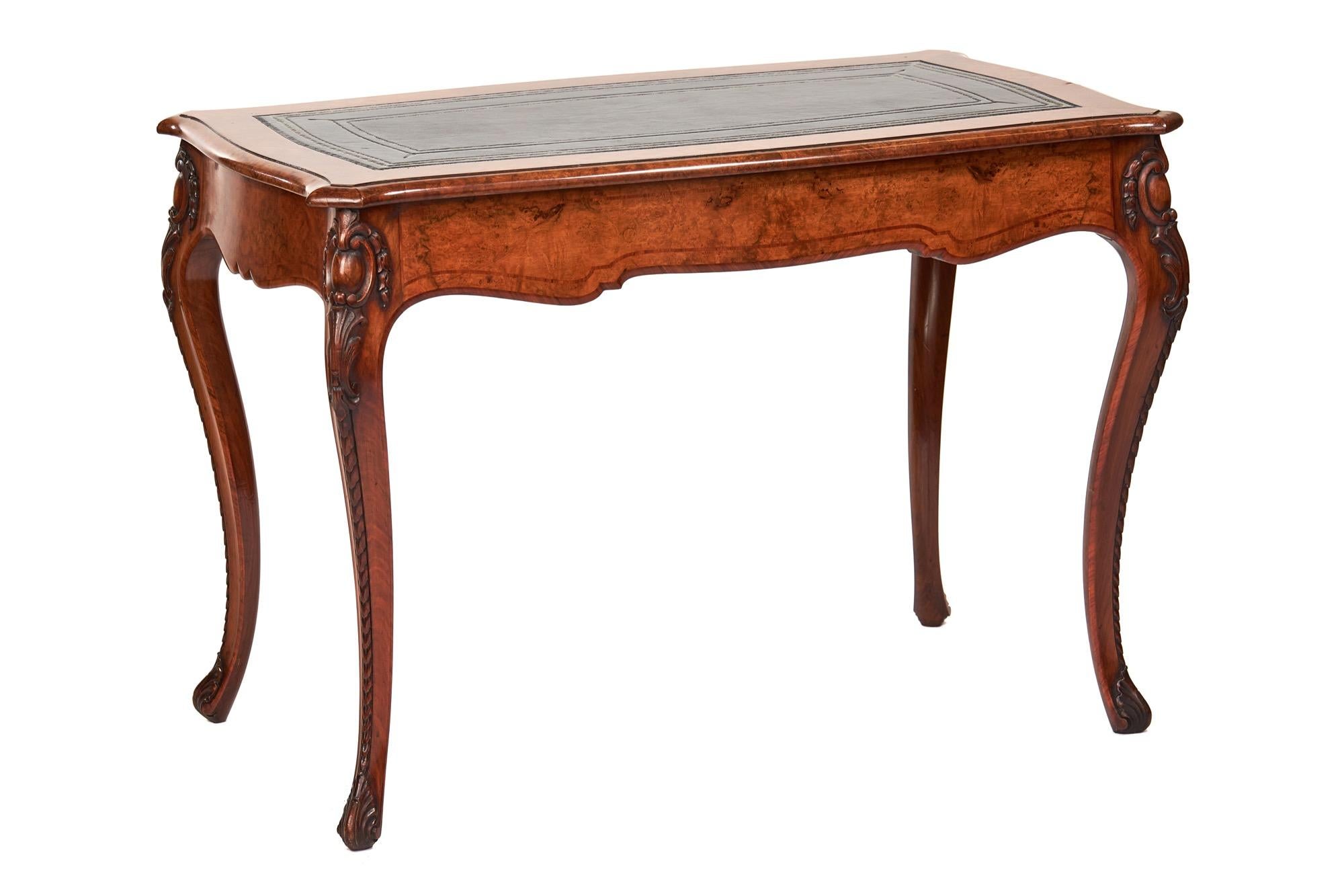 Polished Fine Holland & Sons Walnut inlaid & carved Bureau Plat / Writing table For Sale