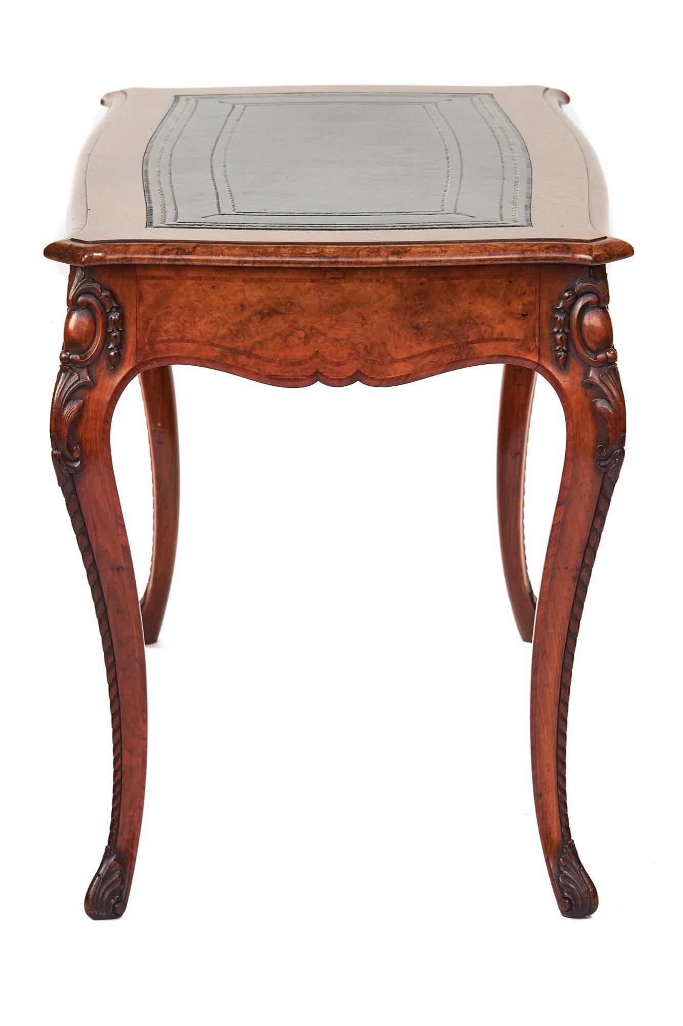 Late 19th Century Fine Holland & Sons Walnut inlaid & carved Bureau Plat / Writing table For Sale