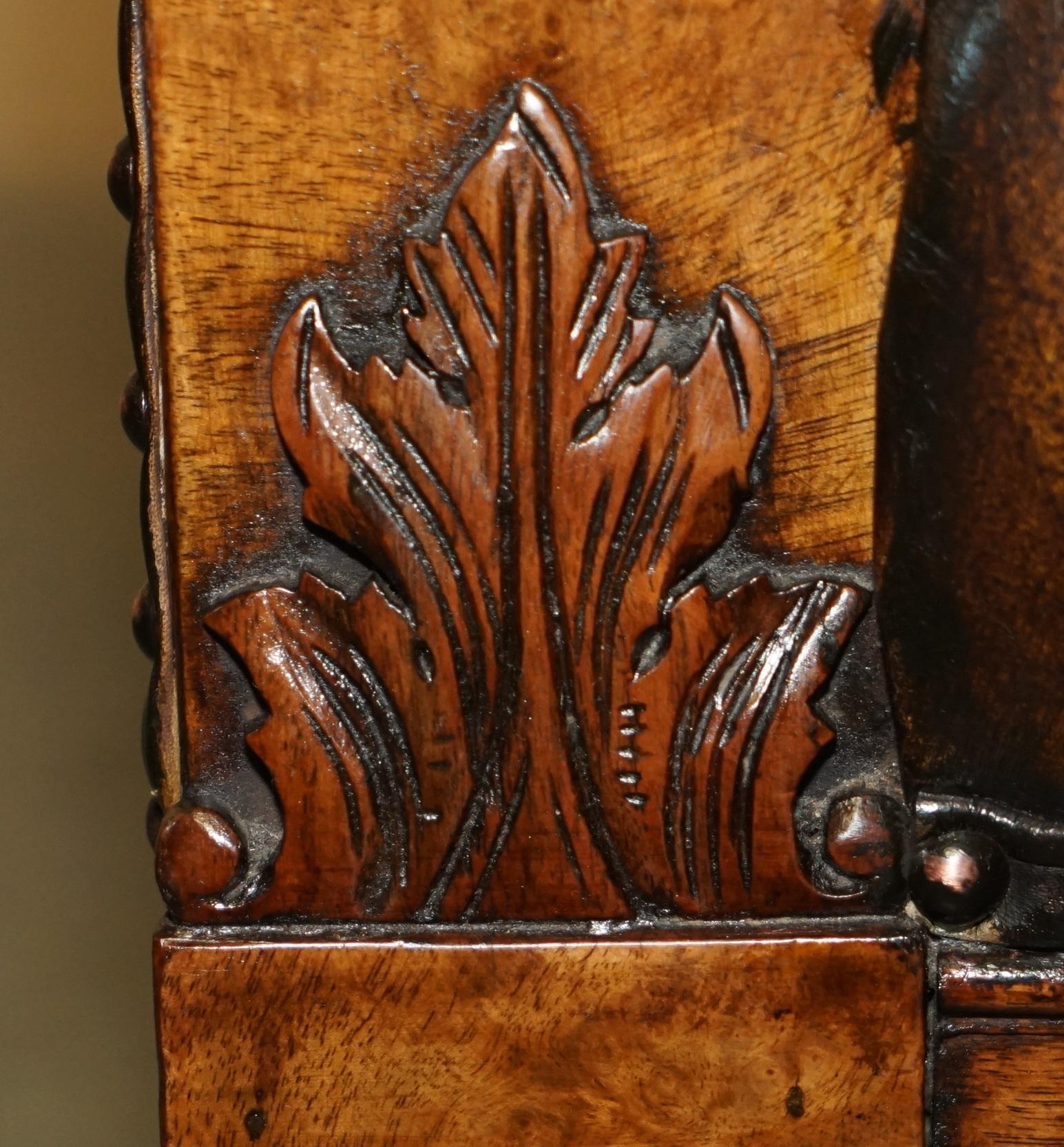 FINE & IMPORTANT PAIR OF ANTiQUE HAND CARVED BURR WALNUT BROWN LEATHER ARMCHAIRS For Sale 3