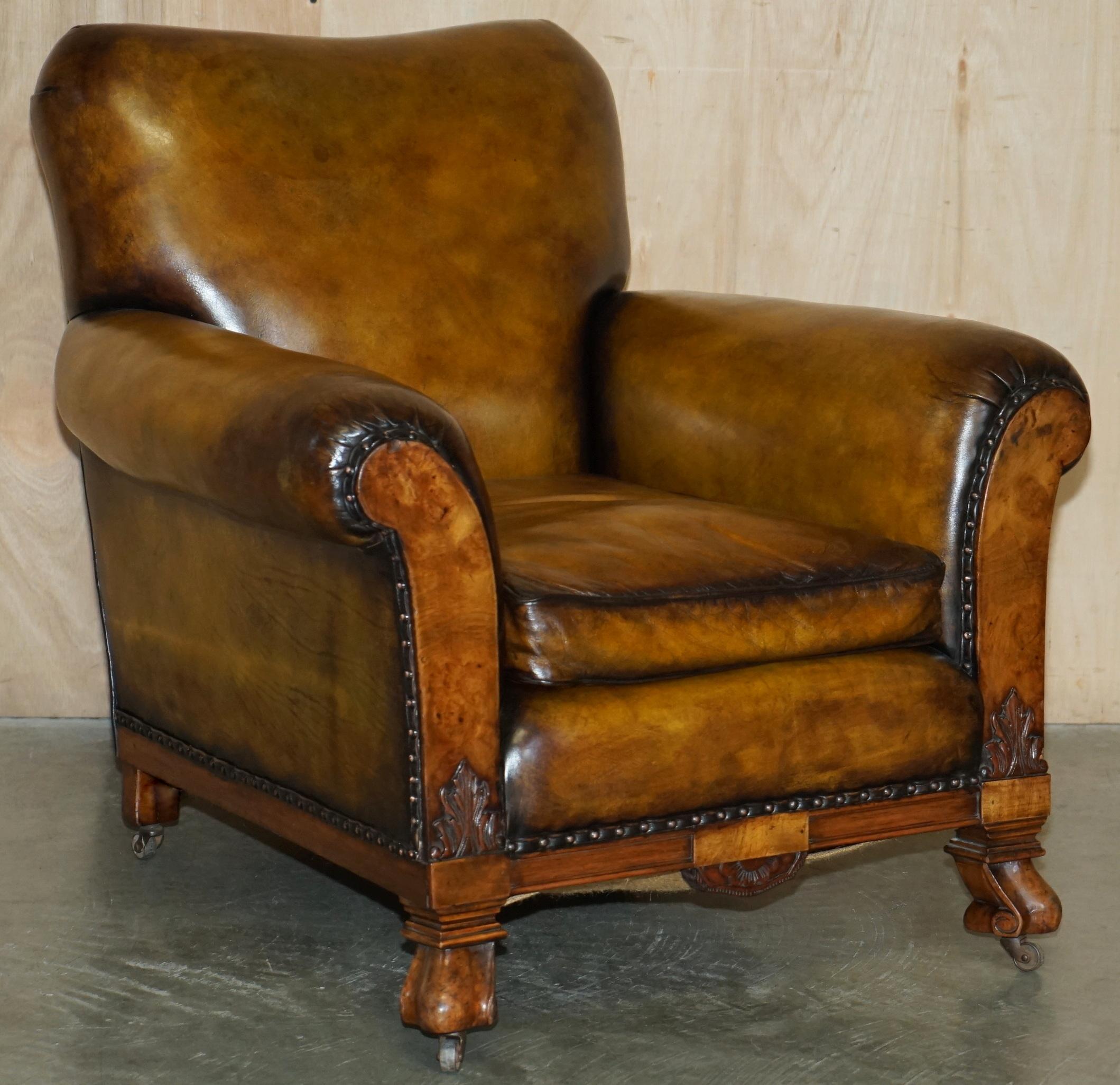 FINE & IMPORTANT PAIR OF ANTiQUE HAND CARVED BURR WALNUT BROWN LEATHER ARMCHAIRS For Sale 10