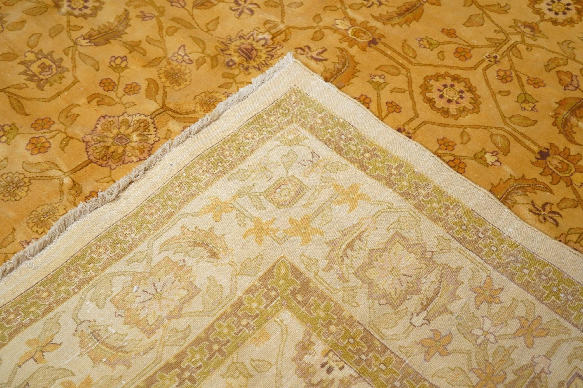 Indischer Indo-Tabriz-Teppich im persischen Design, handgeknüpft im Angebot 4