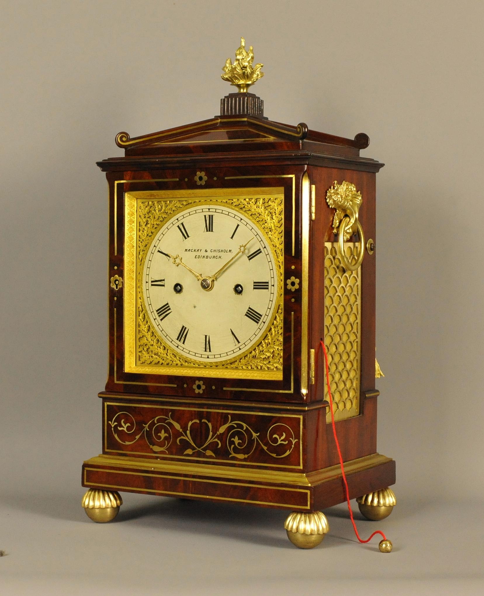 This is a very fine and impressive English bracket / mantel (fireplace) clock clock of the very finest quality made circa 1810 which is in the most wonderful condition which was made by father and son James and William Howden who worked from Hunter