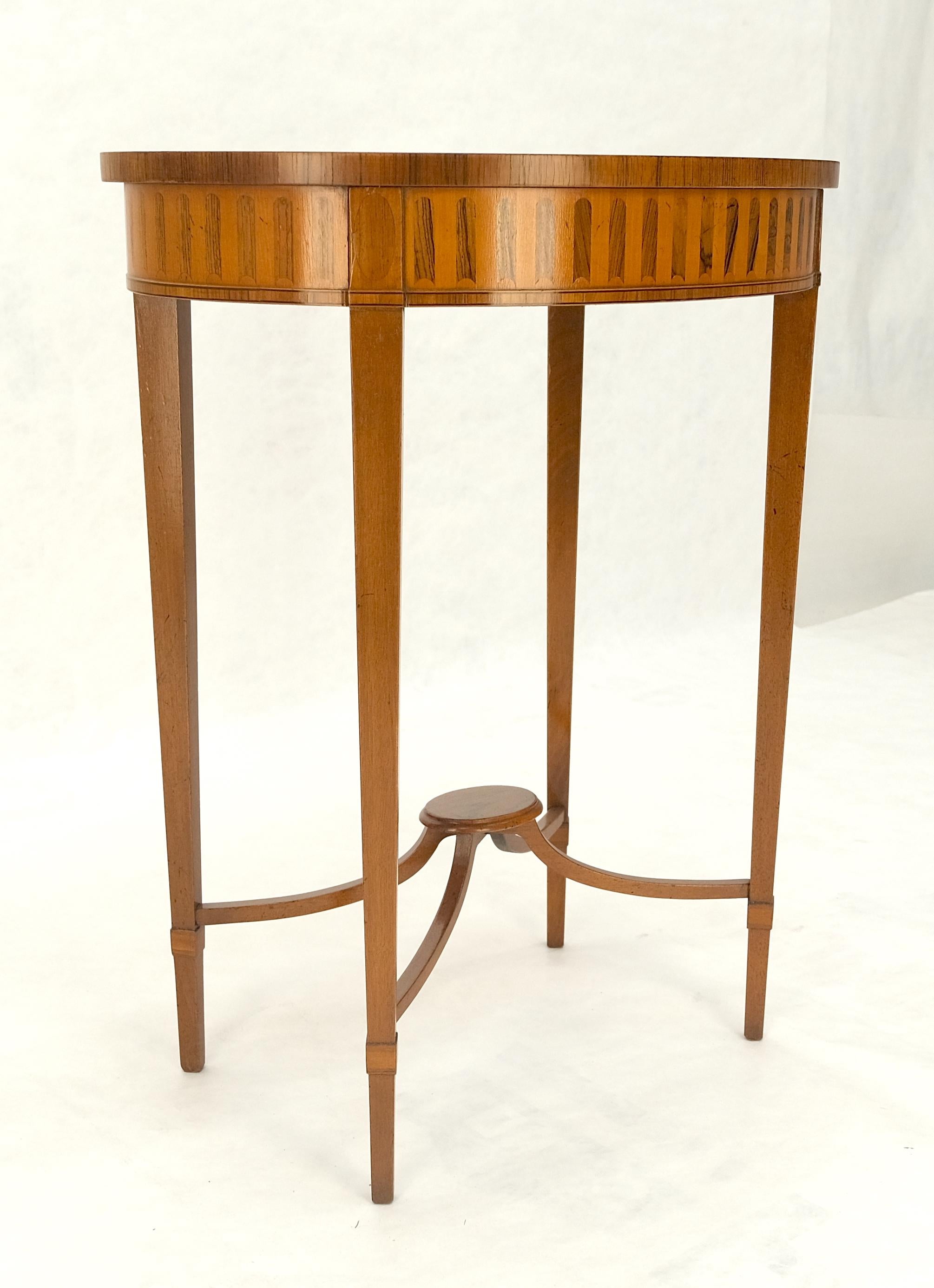 Fine Inlaid Oval Top Adams Style Tapered Legs Lamp Side Table Stand MINT For Sale 3