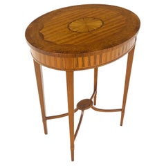 Lámpara de pie con tapa ovalada de marquetería estilo Adams con patas cónicas MENTA