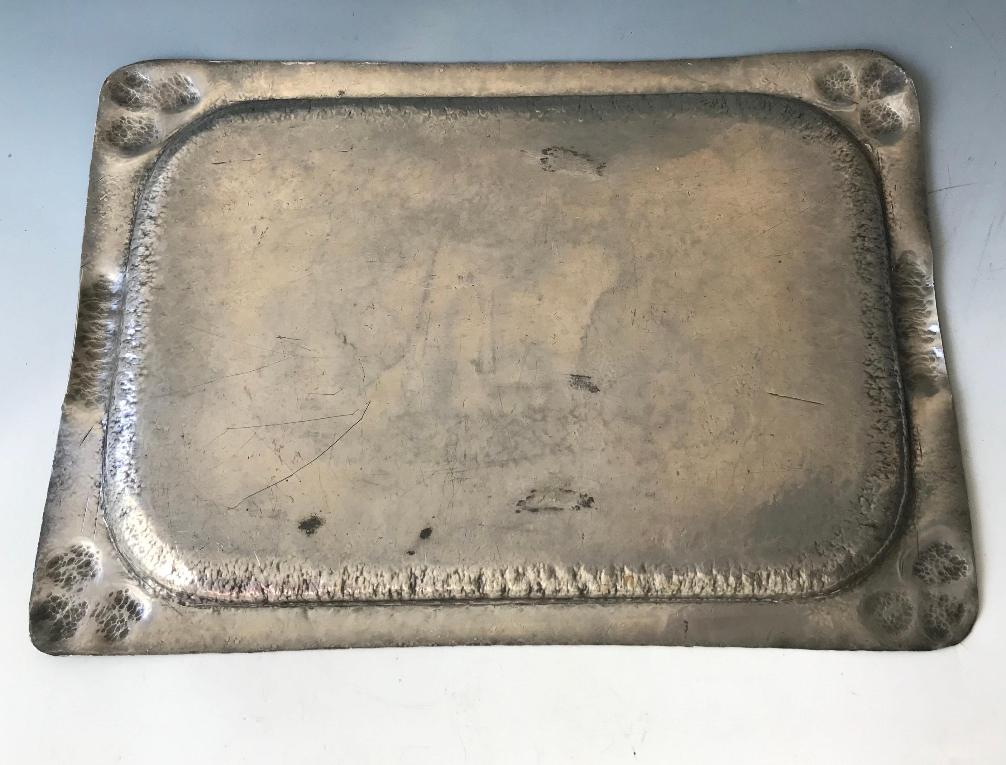 Fine Irish Arts & Crafts Pewter Shamrock Design Tray Folk Art In Good Condition In London, GB