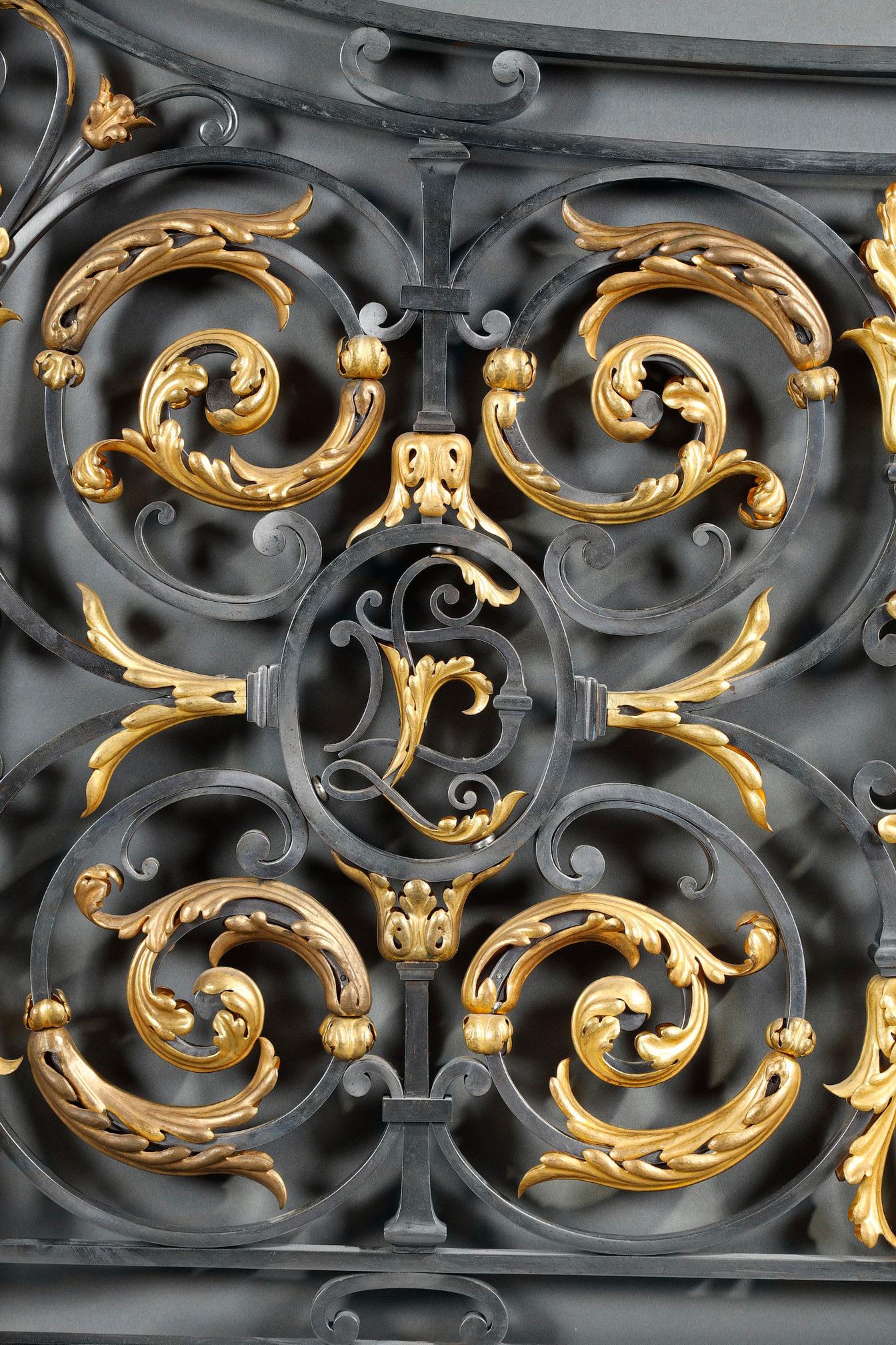 Gate en fer fin et bronze doré, attribuée à Gabriel Davioud, France, vers 1860 Bon état - En vente à PARIS, FR