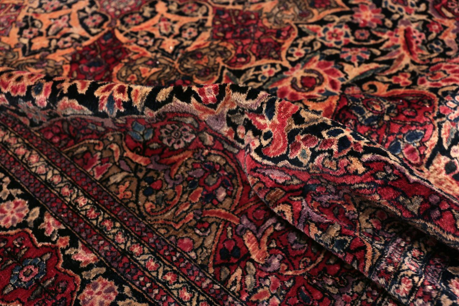 20th Century Fine Isfahan Persian Antique Persian Rug