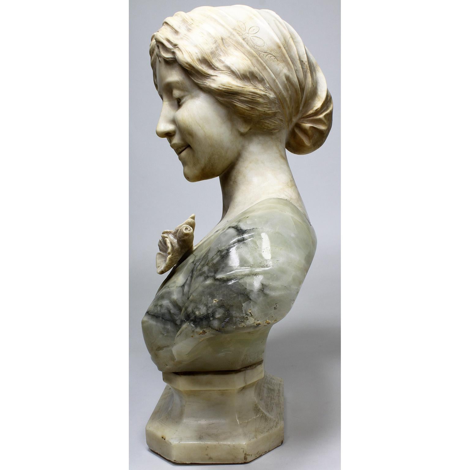 Fine Italian 19th-20th Century Carved Two-Color Alabaster Bust of a Young Beauty In Good Condition For Sale In Los Angeles, CA