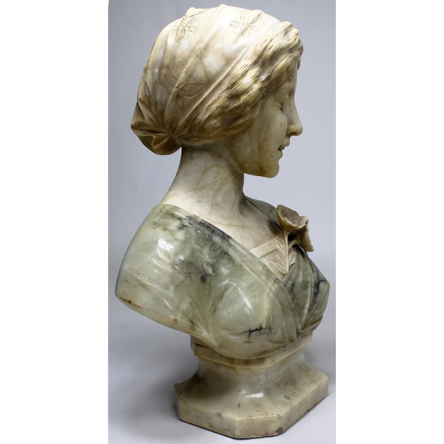 Early 20th Century Fine Italian 19th-20th Century Carved Two-Color Alabaster Bust of a Young Beauty For Sale