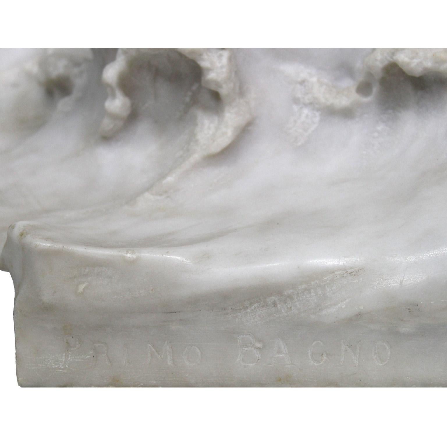Fine Italian 19th Century Marble Sculpture 'Baby's First Bath' - Felice Corsetti in vendita 9