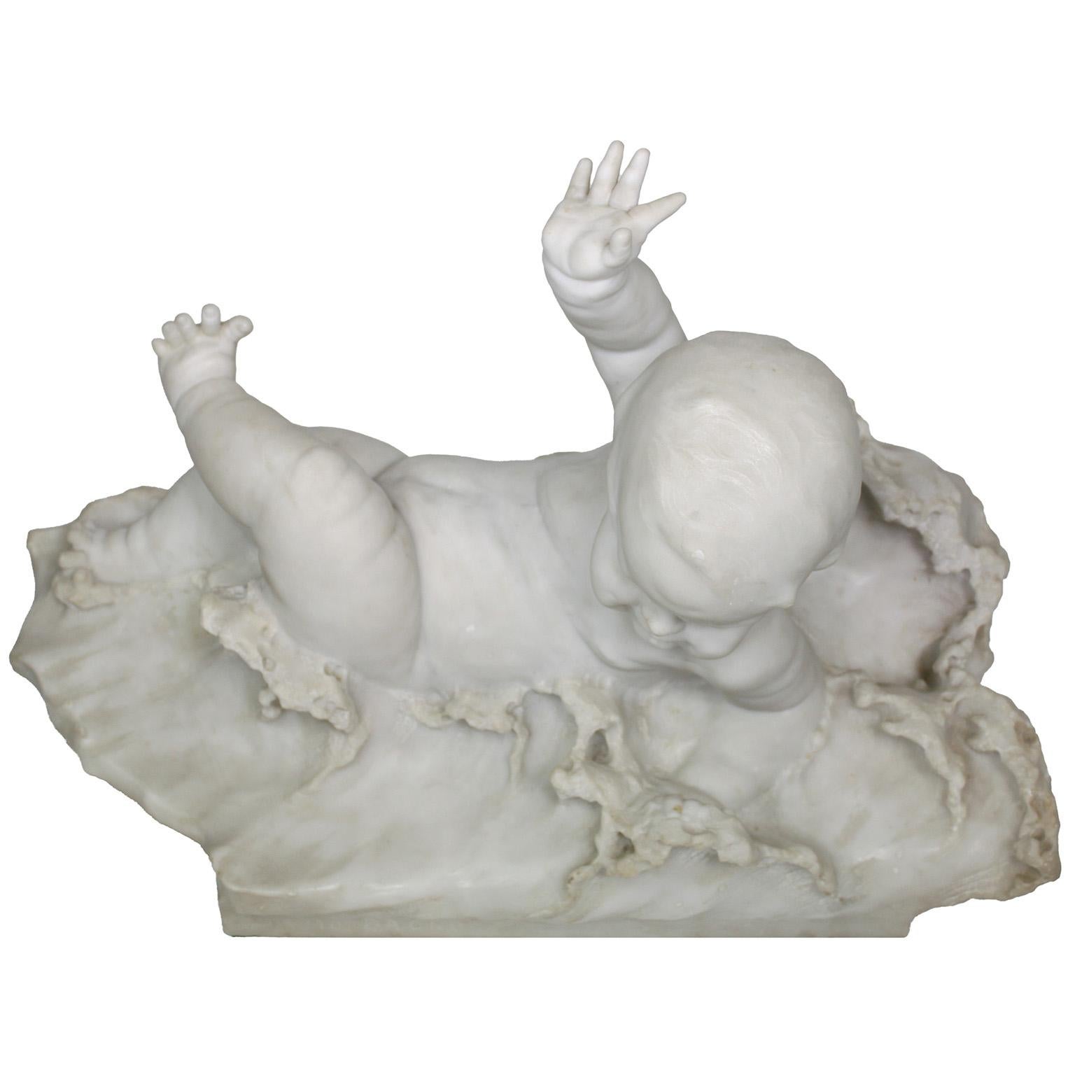 Intagliato a mano Fine Italian 19th Century Marble Sculpture 'Baby's First Bath' - Felice Corsetti in vendita