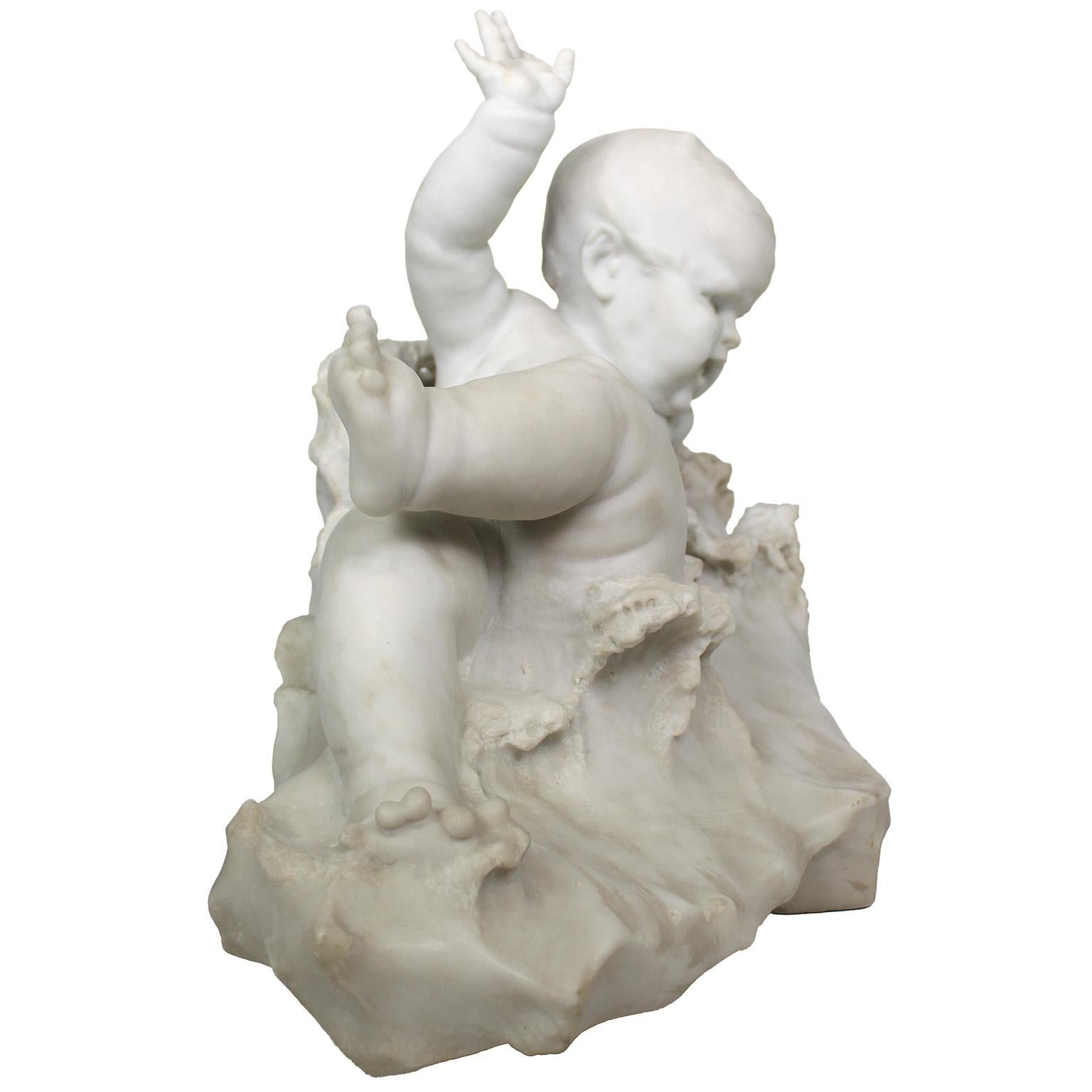 Fine Italian 19th Century Marble Sculpture 'Baby's First Bath' - Felice Corsetti In condizioni buone in vendita a Los Angeles, CA