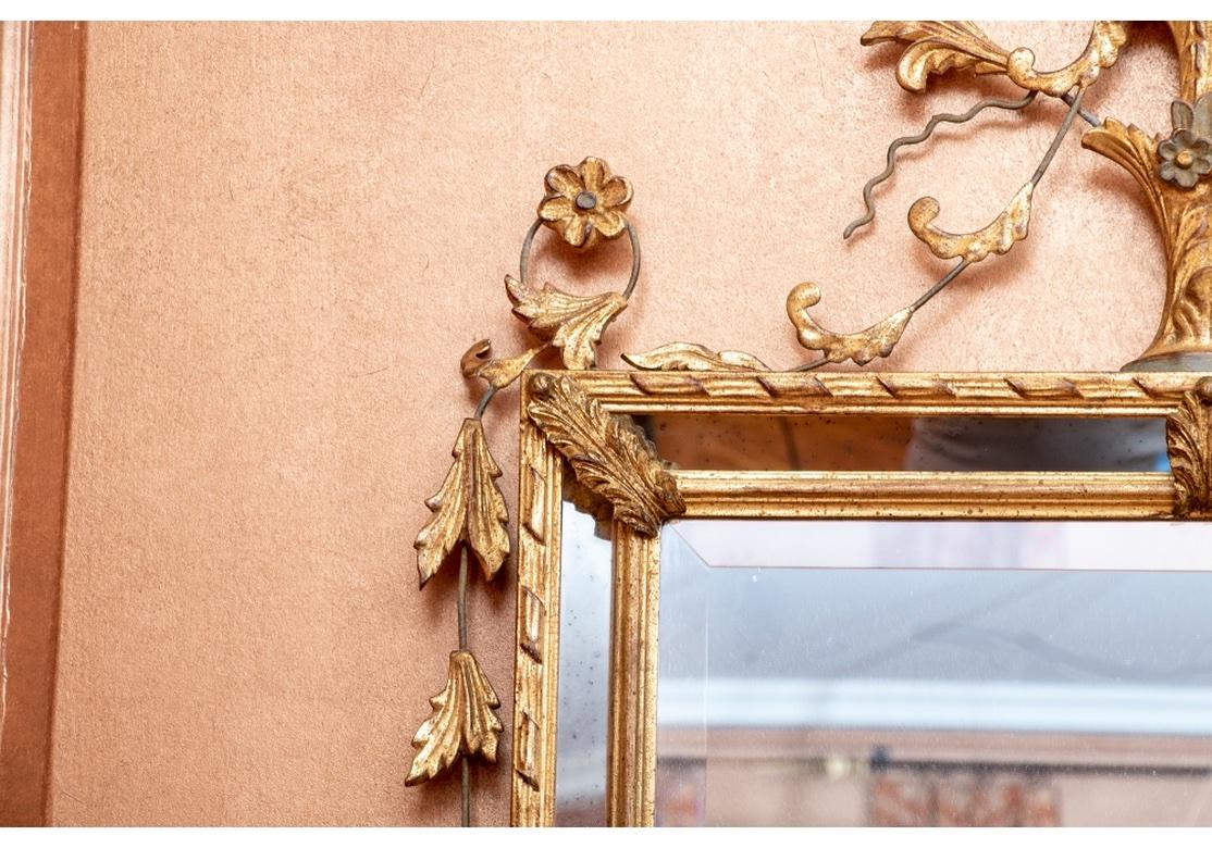 Miroir italien de style Adam décoré de peinture et biseauté de gemme en vente 1