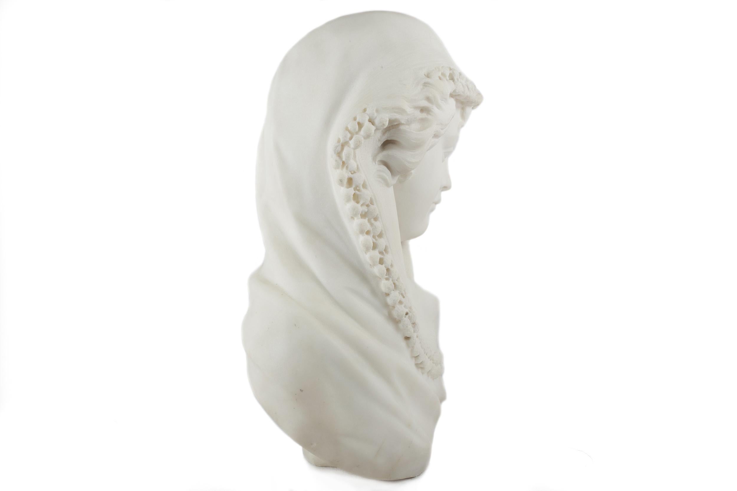 Fine Italian Antique Marble Bust of a Young Woman, circa 19th Century 5