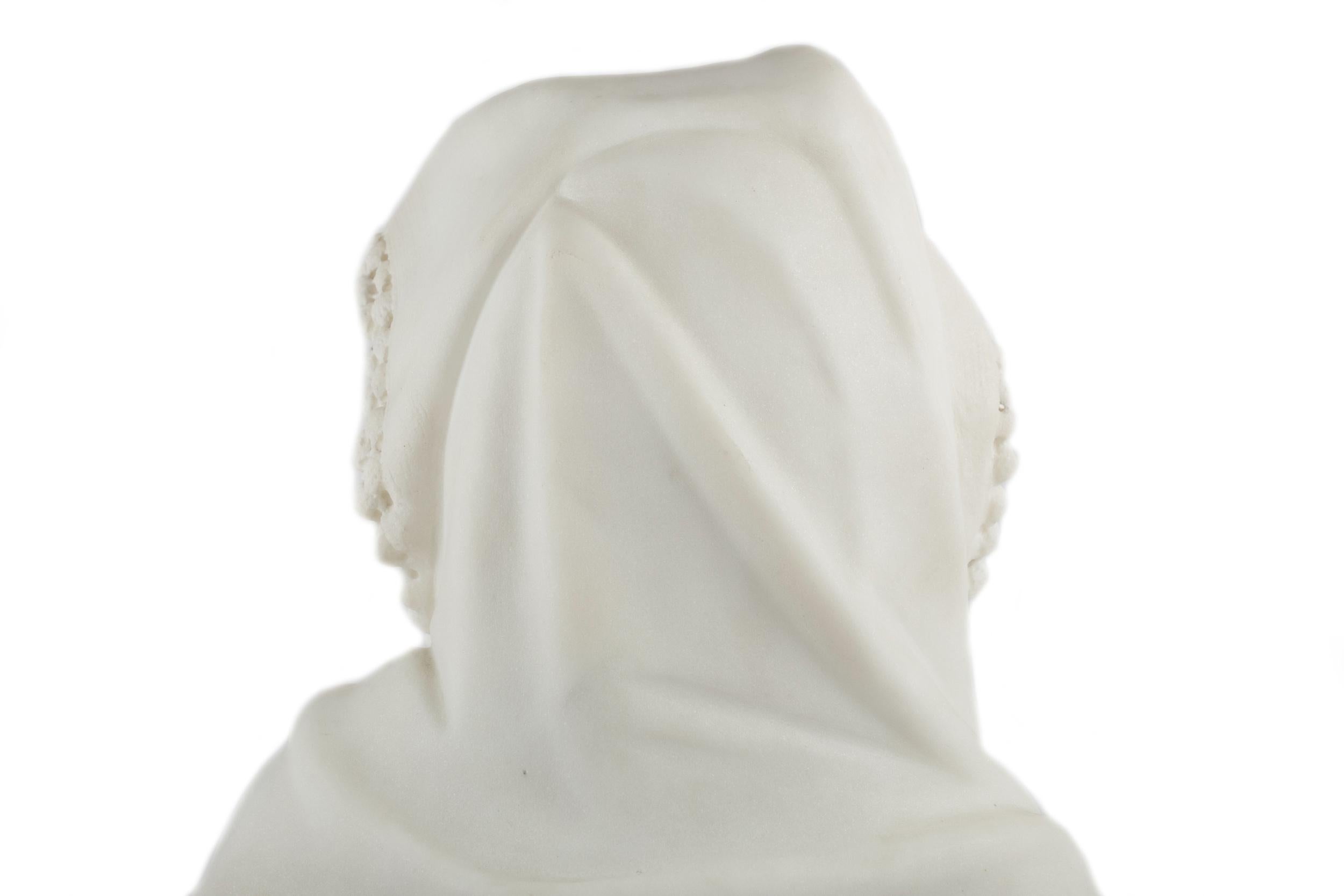 Fine Italian Antique Marble Bust of a Young Woman, circa 19th Century 8