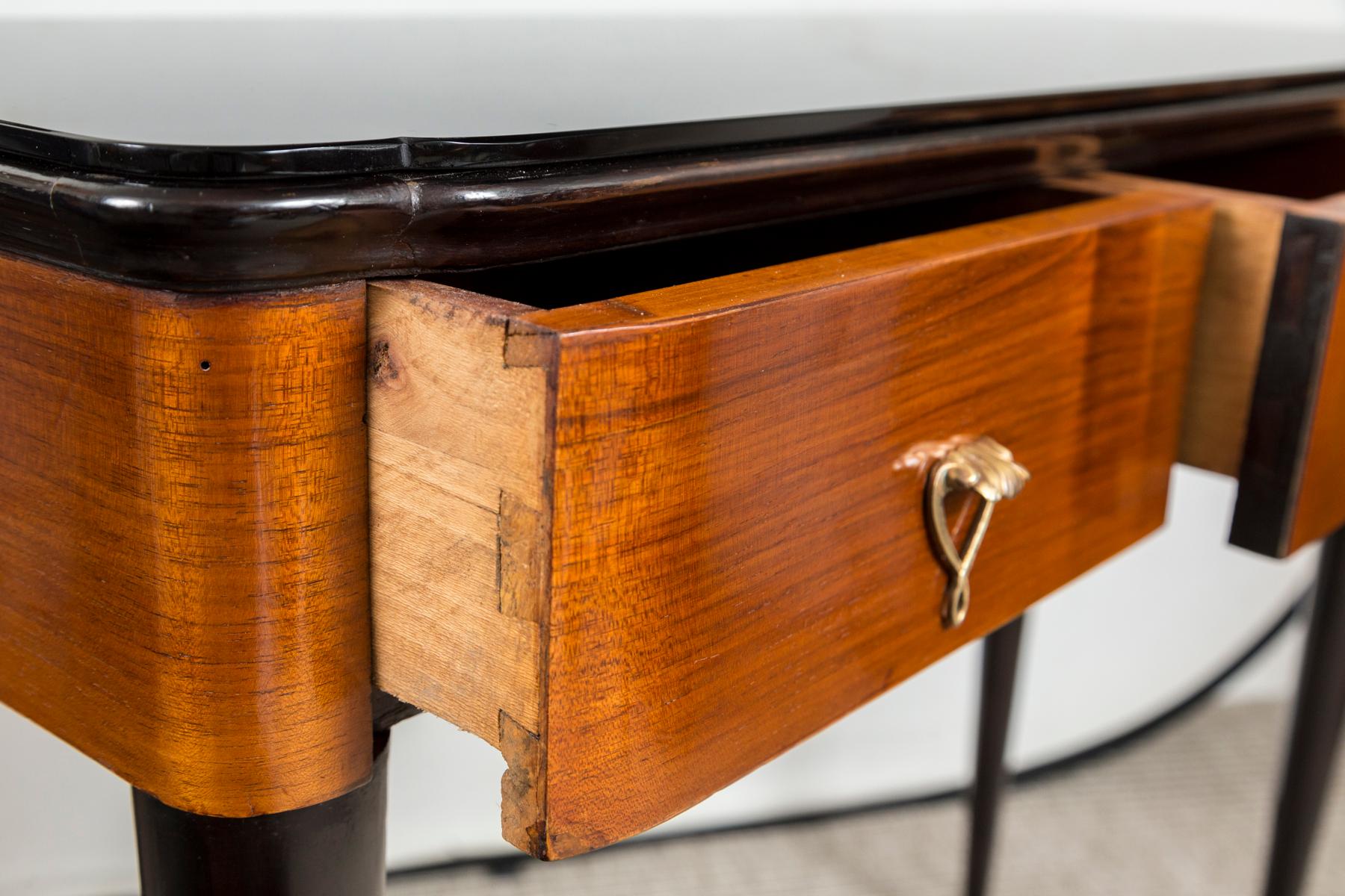 Console/table de coiffeuse italienne déco avec miroir en laiton en vente 1