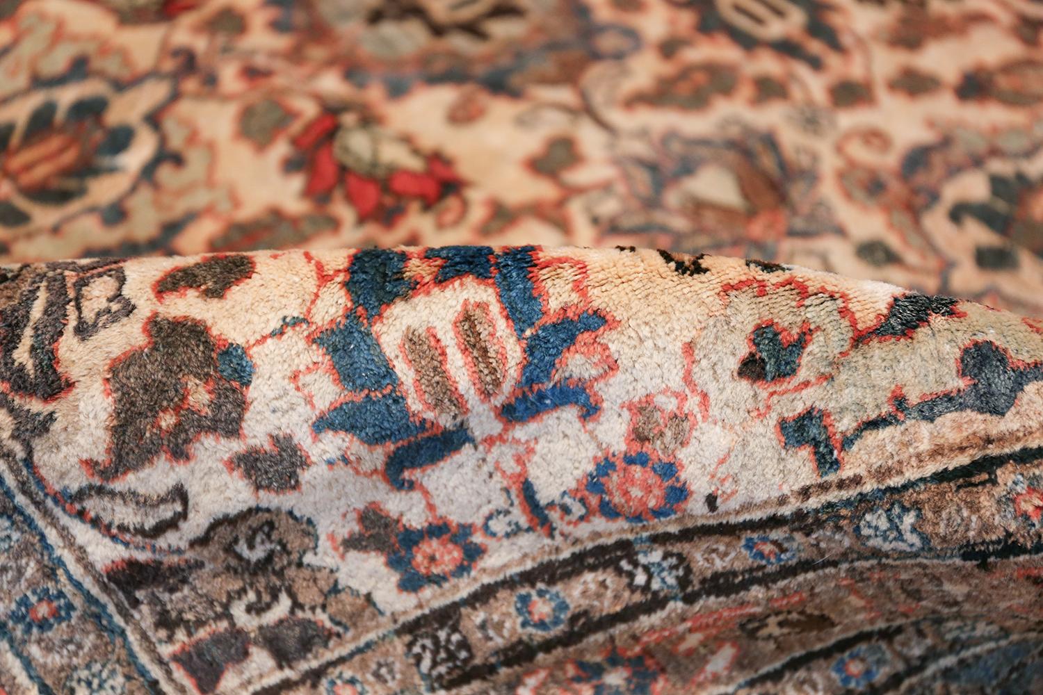 Elfenbeinfarbener antiker persischer Täbriz-Teppich. Größe: 6 Fuß 5 Zoll x 10 Fuß 5 Zoll im Angebot 2