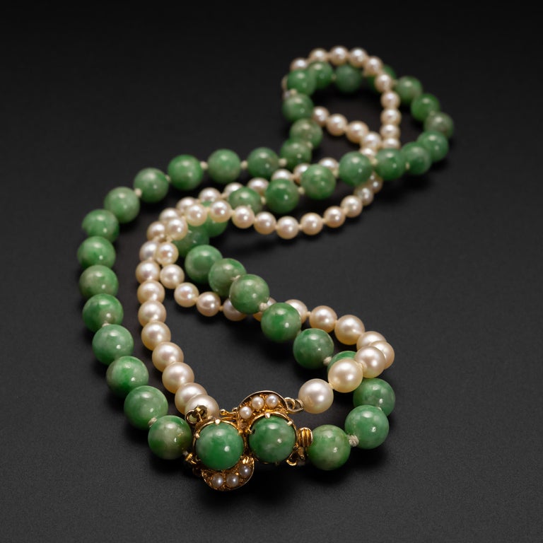 Fine Jade and Pearl Necklace Certified Untreated For Sale at 1stDibs