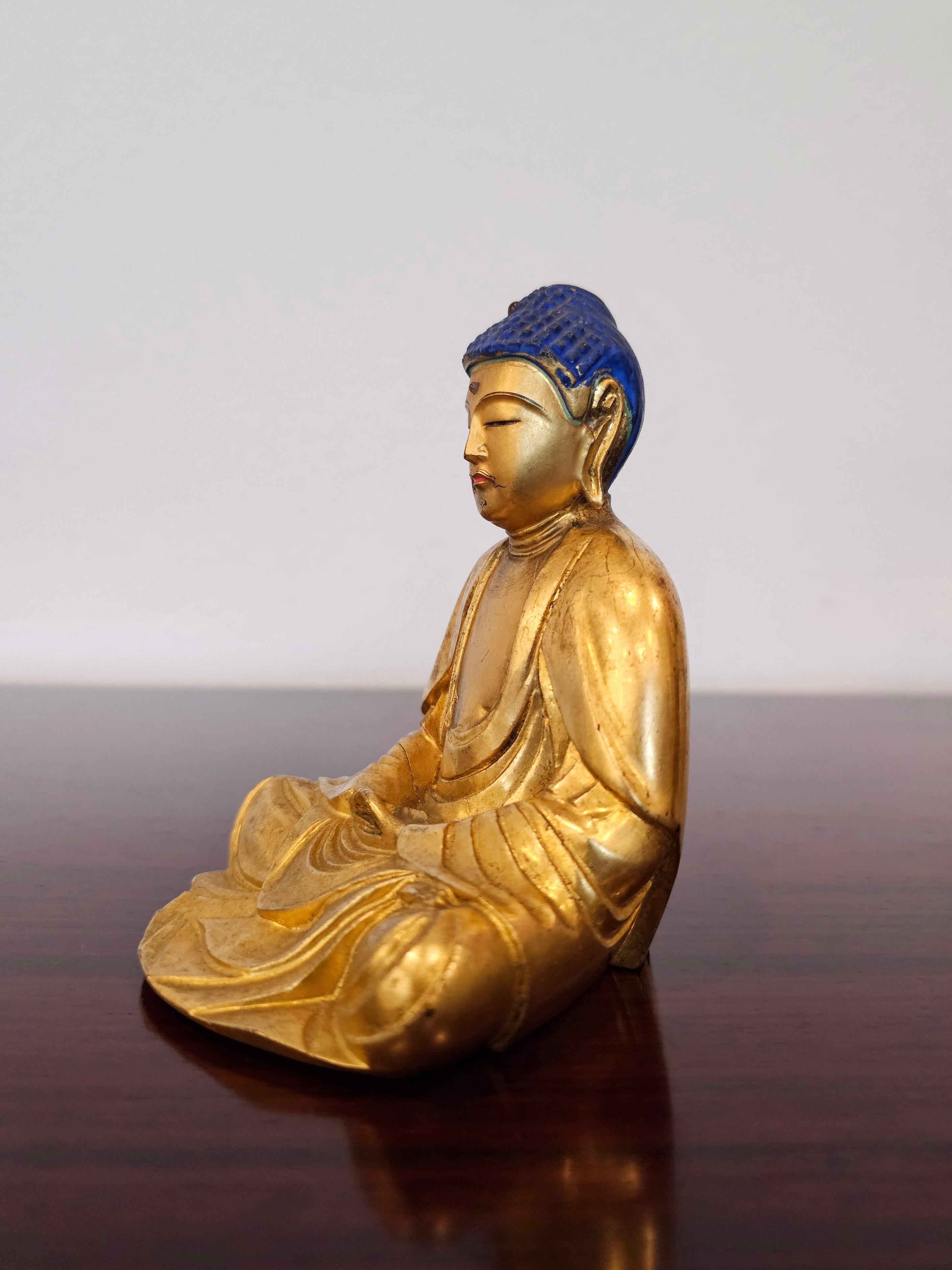 Fine Japanese 19th century Gem Mounted Carved Lacquered Gilt Wood Buddha Figure 5