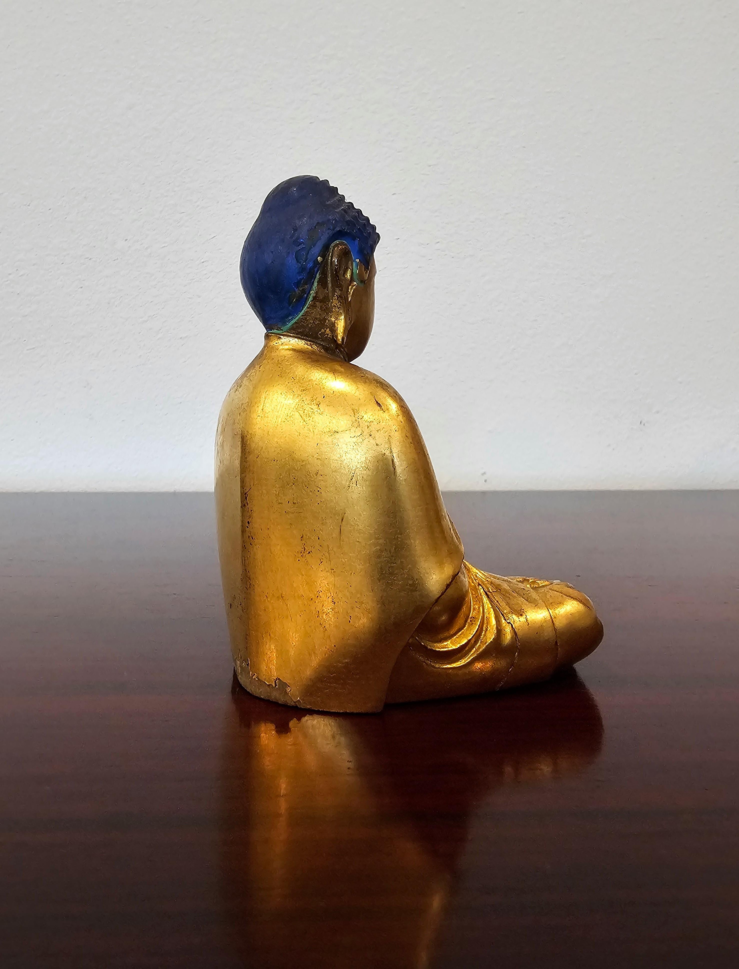 Fine Japanese 19th century Gem Mounted Carved Lacquered Gilt Wood Buddha Figure 6
