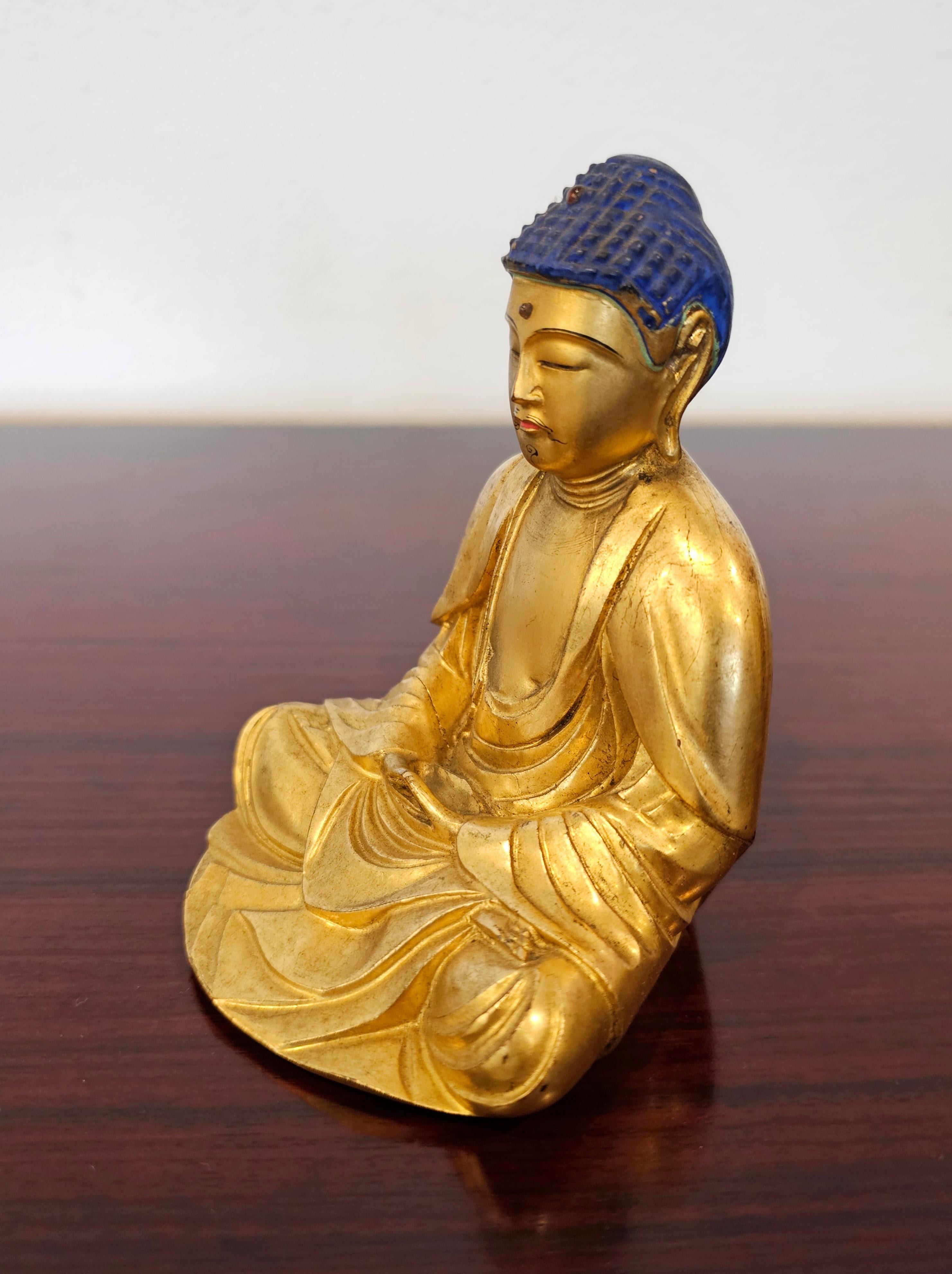 Fine Japanese 19th century Gem Mounted Carved Lacquered Gilt Wood Buddha Figure 10