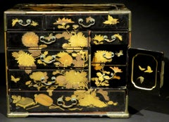 Japanese Black Lacquer & Maki-e Lacquer Tansu, Meiji Period, 1868-1912