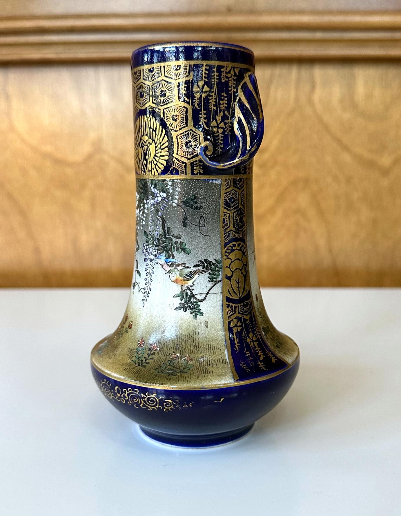Feine japanische Satsuma-Vase aus Keramik von Kinkozan  im Zustand „Gut“ im Angebot in Atlanta, GA